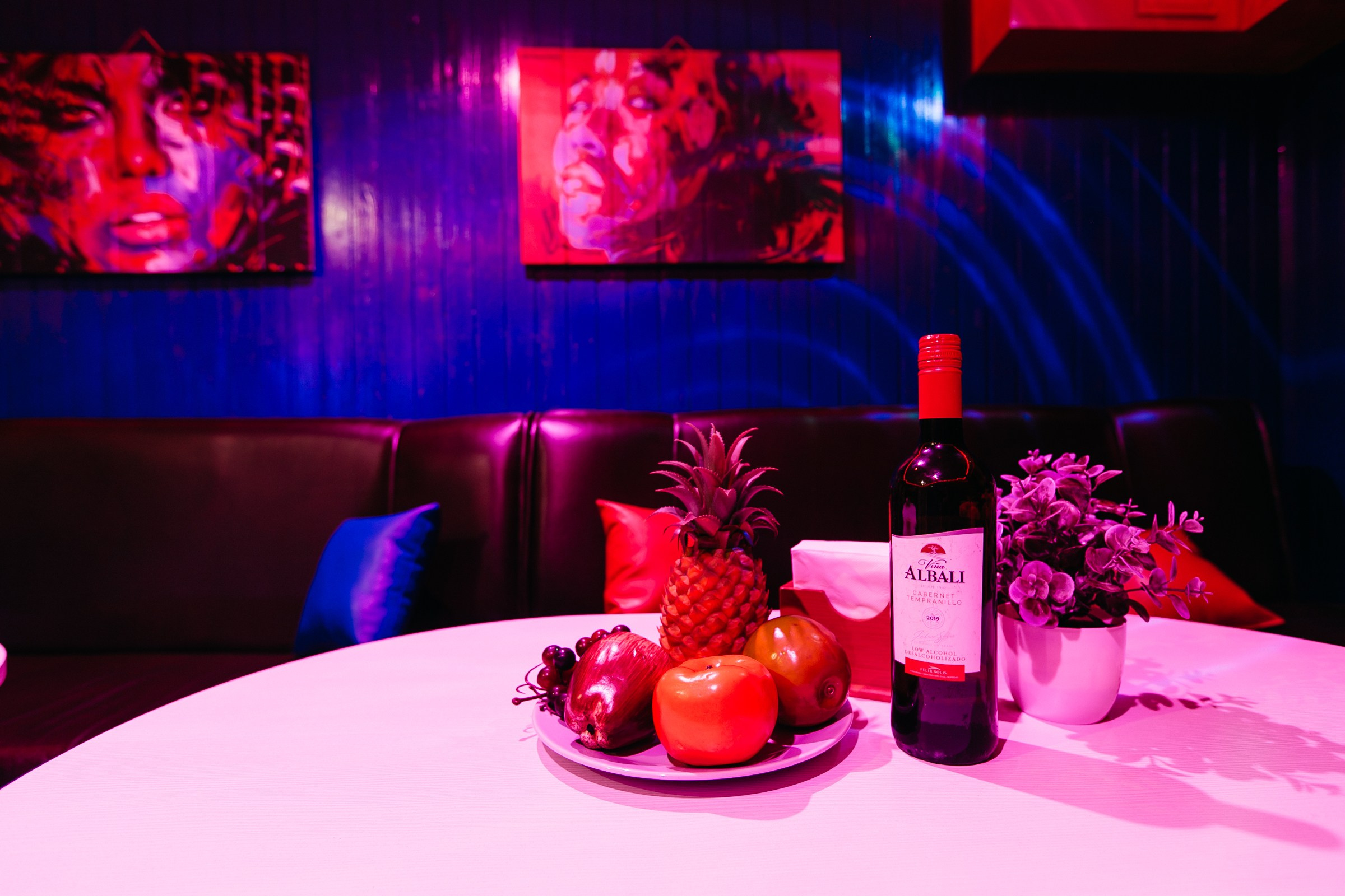 Дачная, 21/1 (лофт 2). Душевный фотограф Ваших самых ярких событий Марина Погребняк