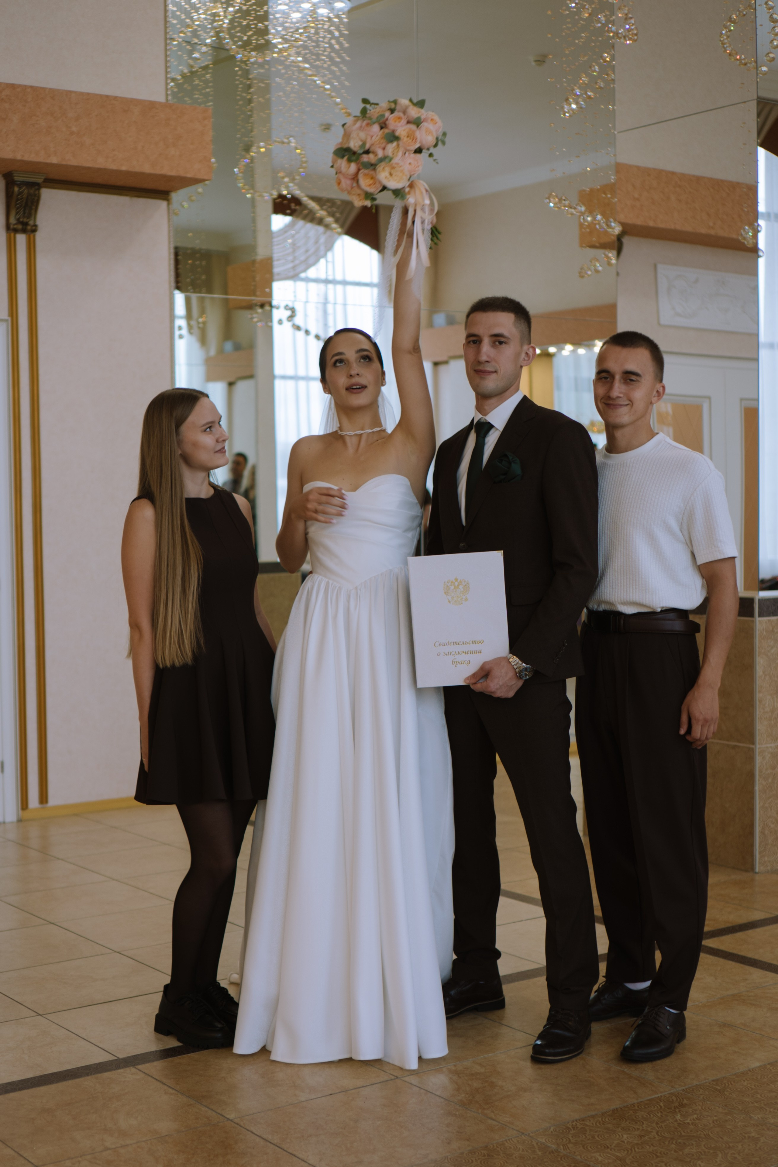 ЗАГС И ПРОГУЛКА 2 ЧАСА. Профессиональный фотограф, Санкт-Петербург — Виктория Богомолова