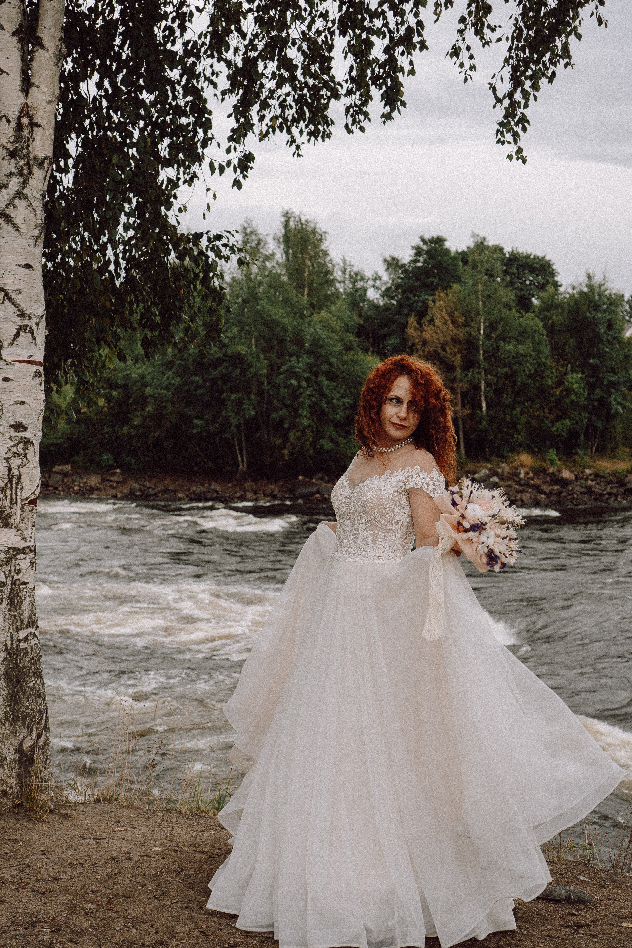 СВАДЕБНАЯ ФОТОСЕССИИЯ ПАРЫ В ГОРОДЕ ПРИОЗЕРСК В СОСНОВОМ ЛЕСУ И С ПИКАПОМ. Профессиональный фотограф, Санкт-Петербург — Виктория Богомолова