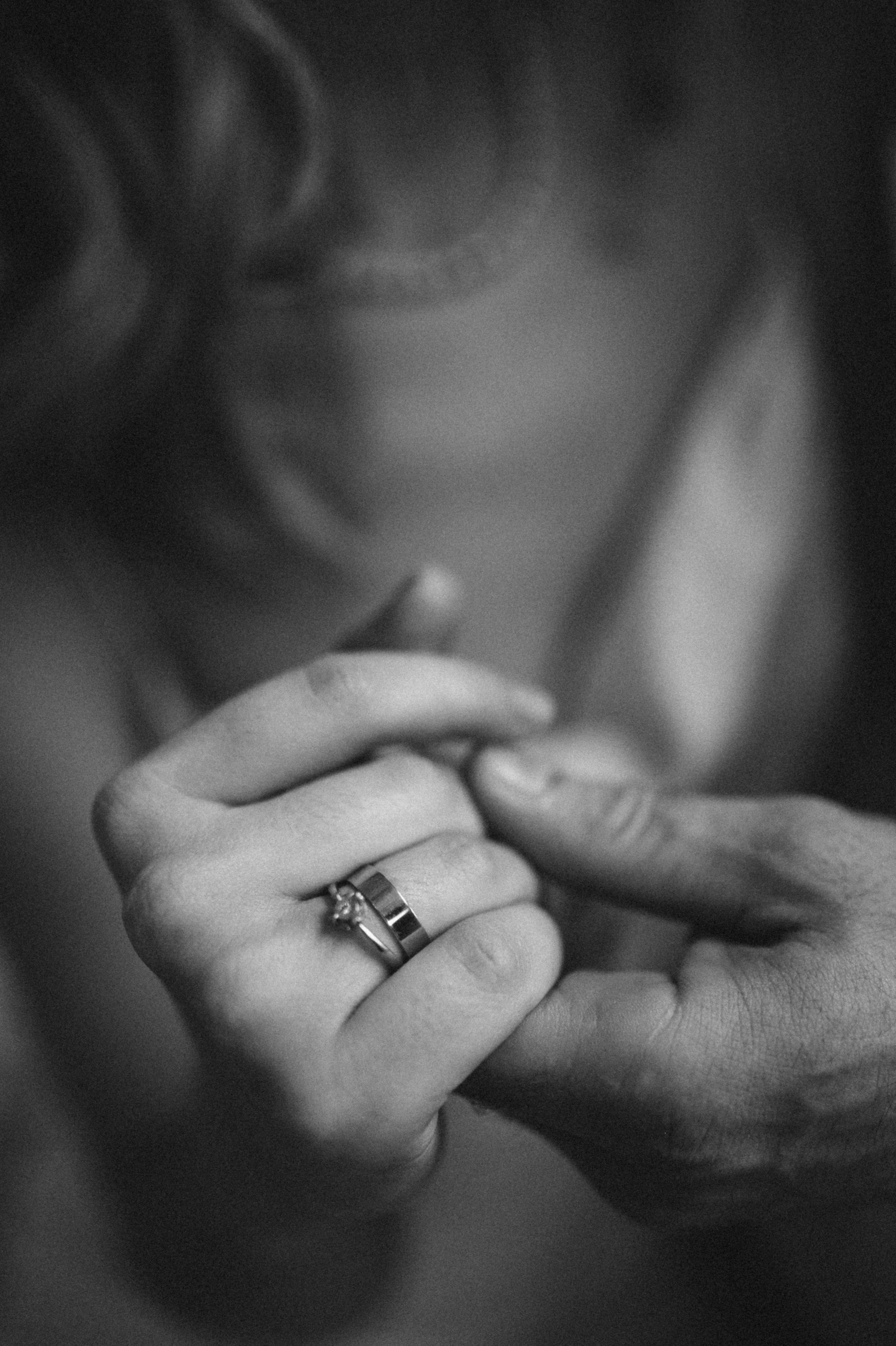 Коля и Алёна в студии. Семейный и свадебный lifestyle-фотограф в Москве Мария Петрова