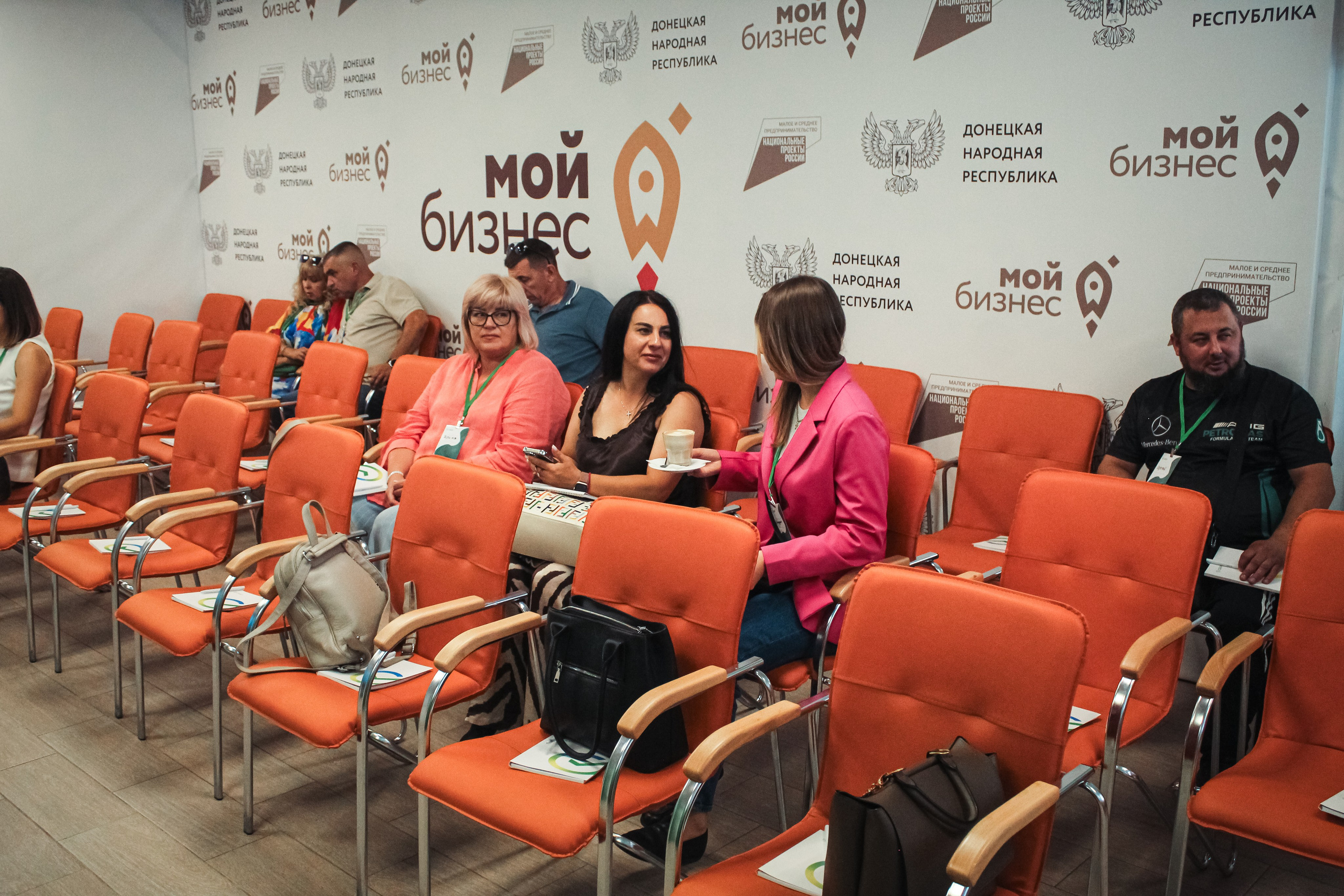 Сбер. Бизнес-завтрак. Илья Чемис — Фотограф в Мариуполе