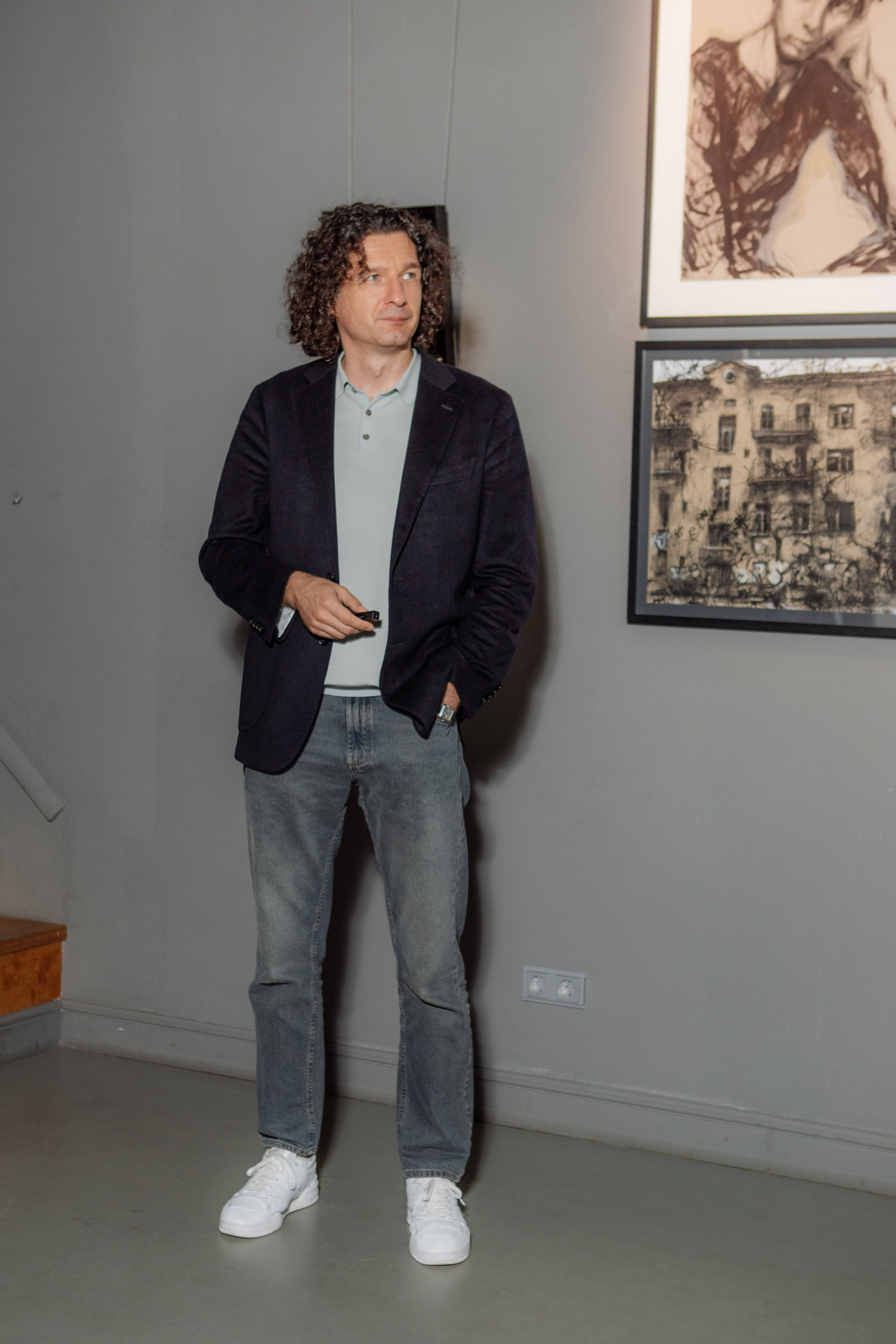 ВЫСТАВКА SNEG GALLERY. Репортажный фотограф Москва (детские праздники, квизы, концерты, дни рождения, свадьбы)