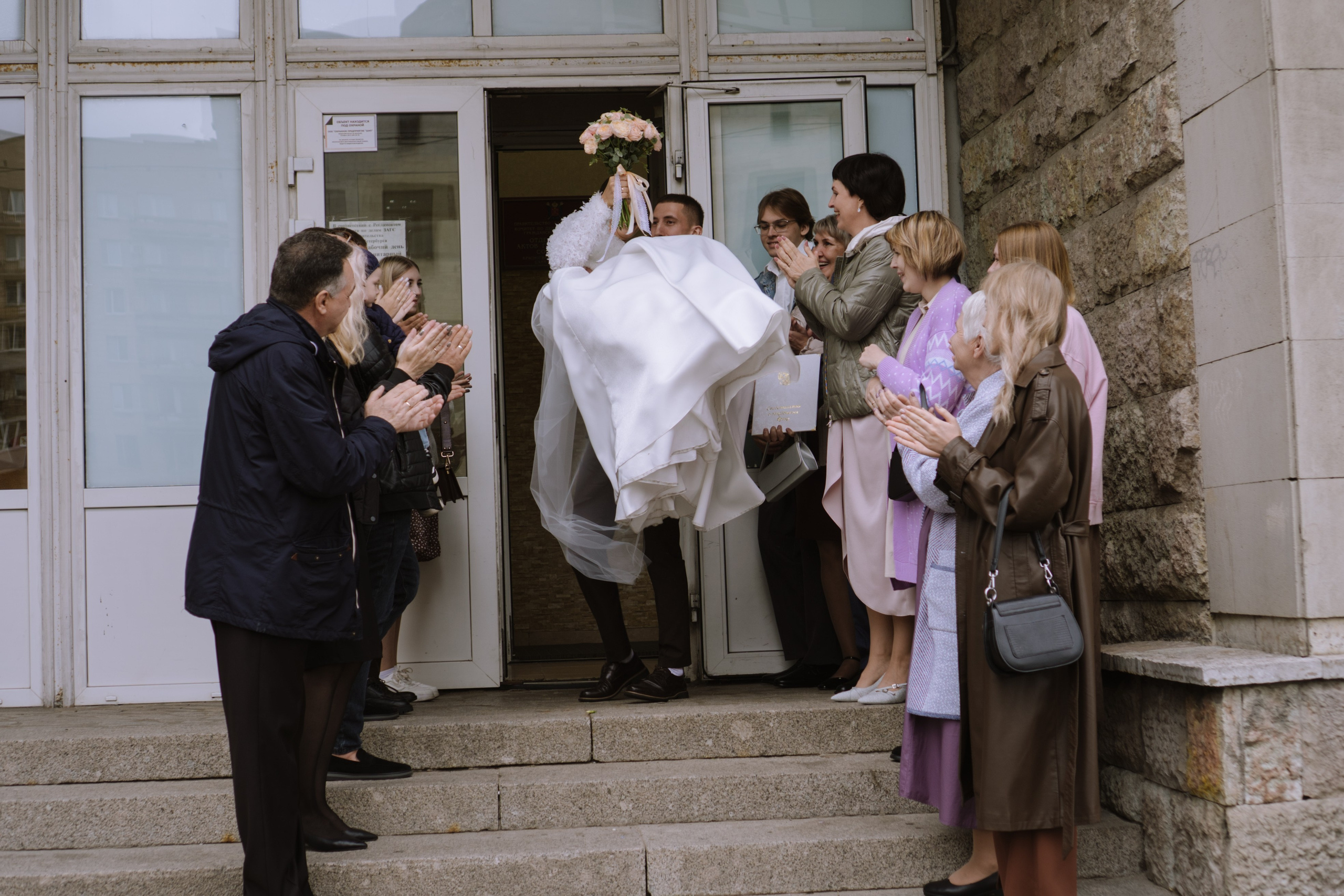 РЕПОРТАЖНАЯ СЬЕМКА В ЗАГСЕ. Профессиональный фотограф, Санкт-Петербург — Виктория Богомолова