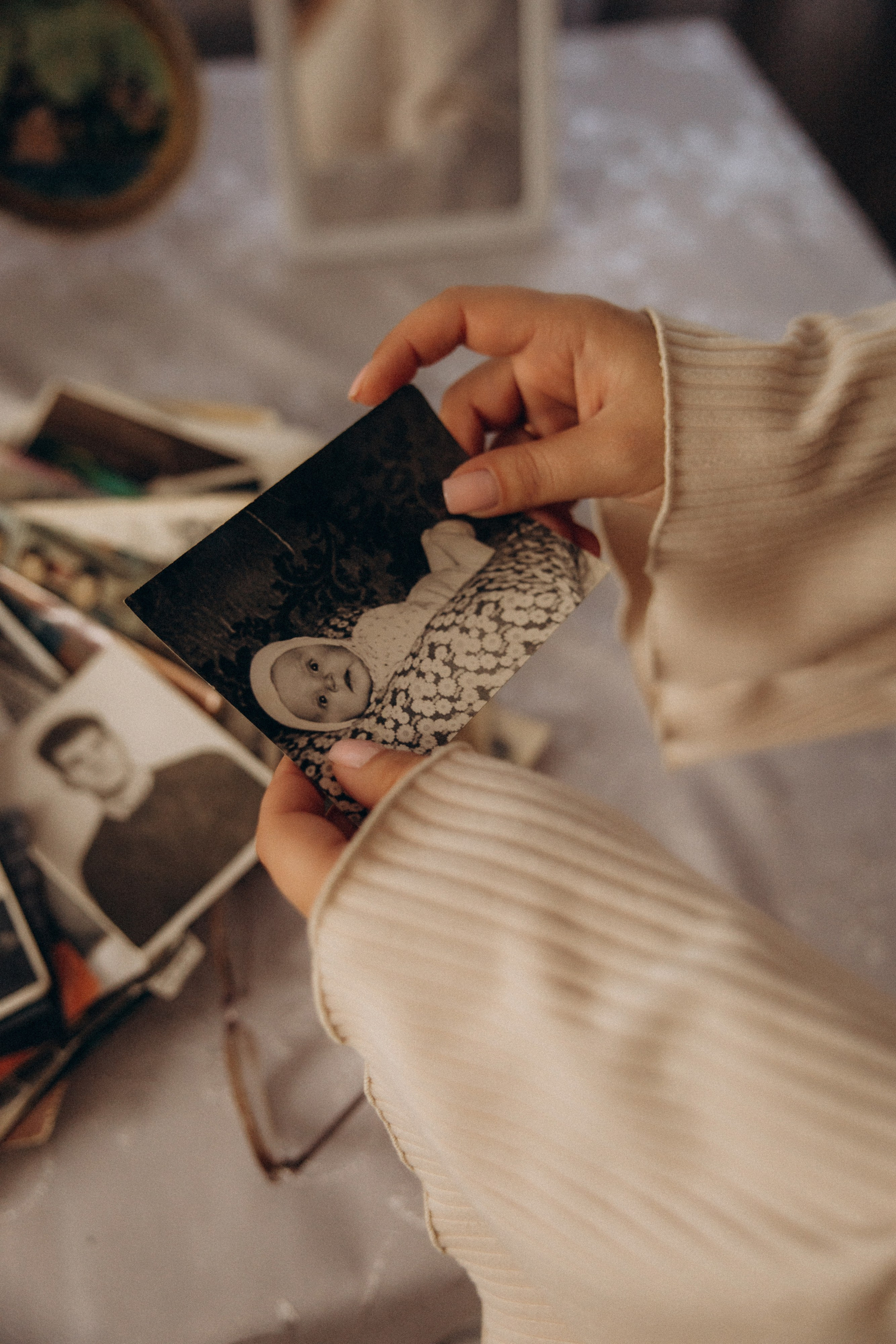 Аня и бабушка. Семейный фотограф Губкин/Старый Оскол