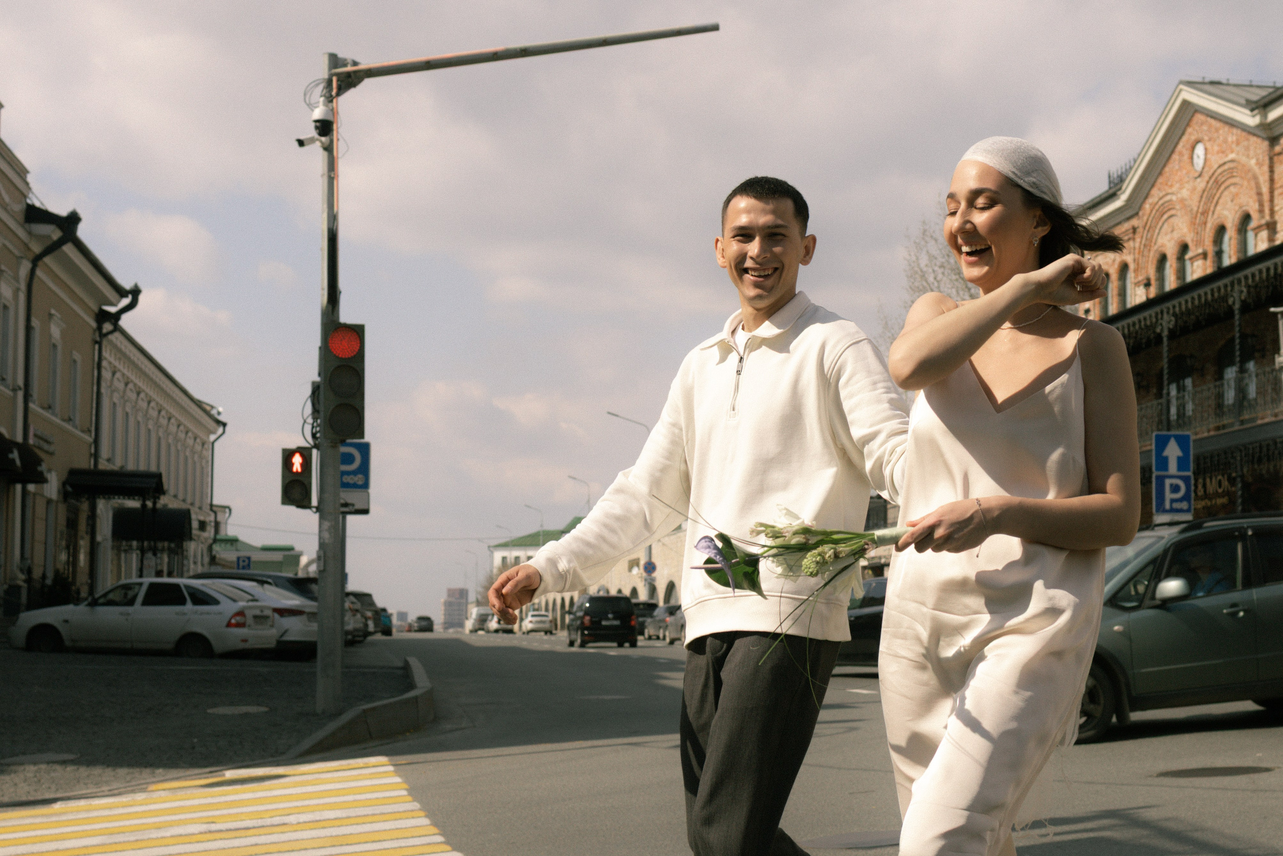 Диана и Руслан. Гуляя по городу | 15.05.2025. Фотограф Зарина. Казань