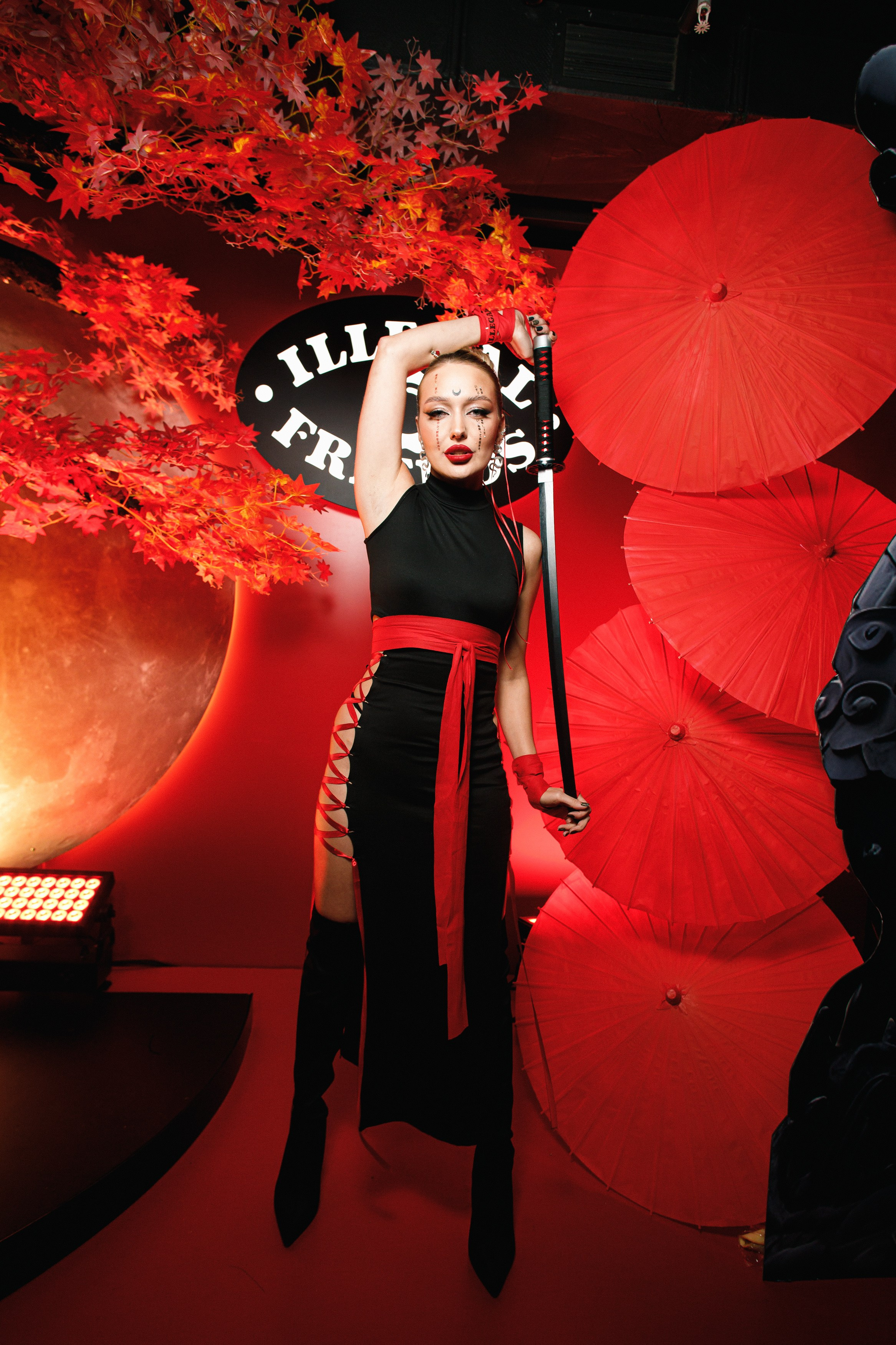 ILLEGAL FRIENDS | ASIA. СВОИ. ФОТООТЧЕТЫ-СОБЫТИЯ-МЕСТА