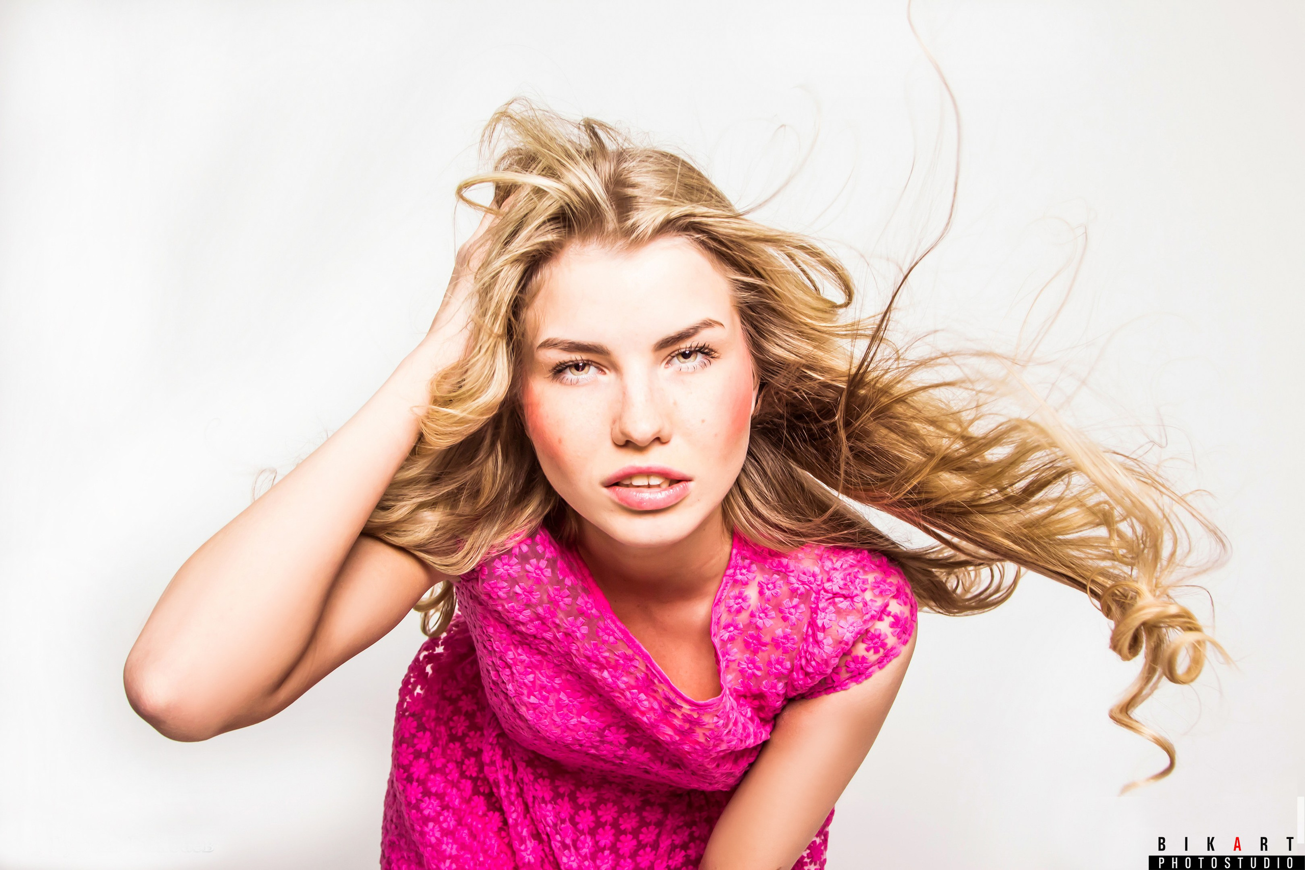 Алиса. Главная