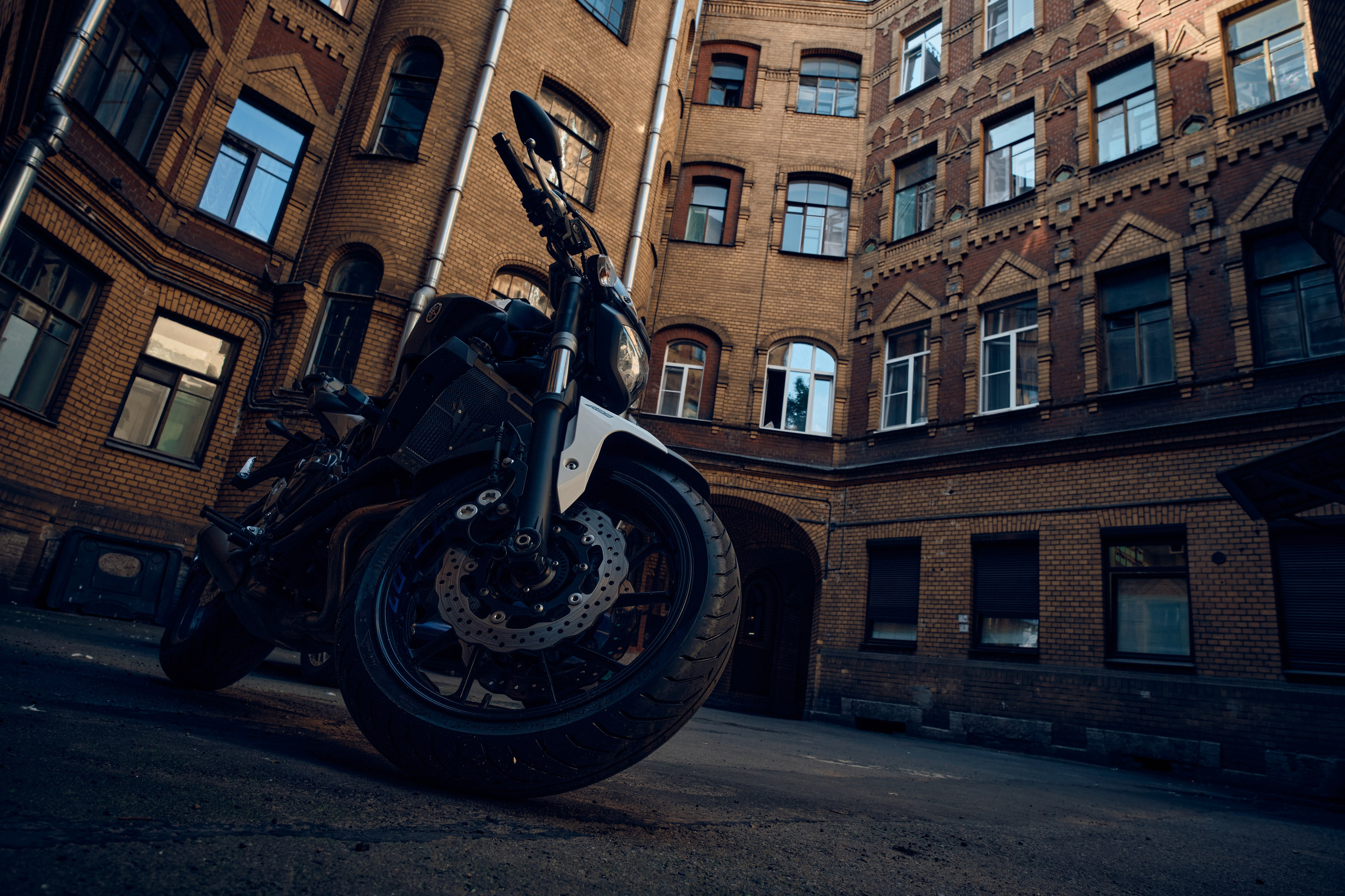 Санкт-Петербург. Фотограф портретный архитектурный лавстори будуар Санкт-Петербург Виктор Иванов