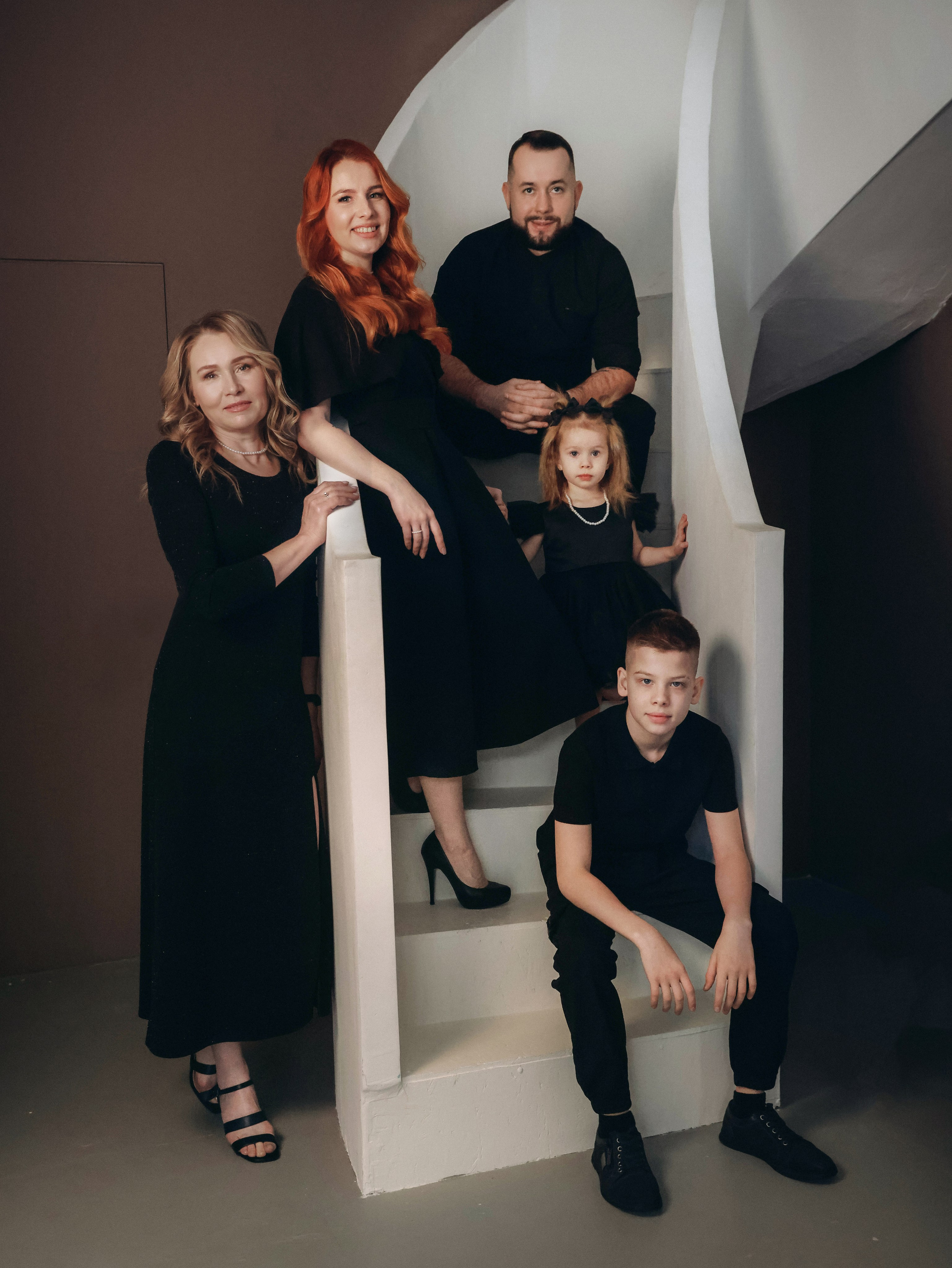 Семейная фотосессия in Black. Мультифотограф Динара Ахмедзянова