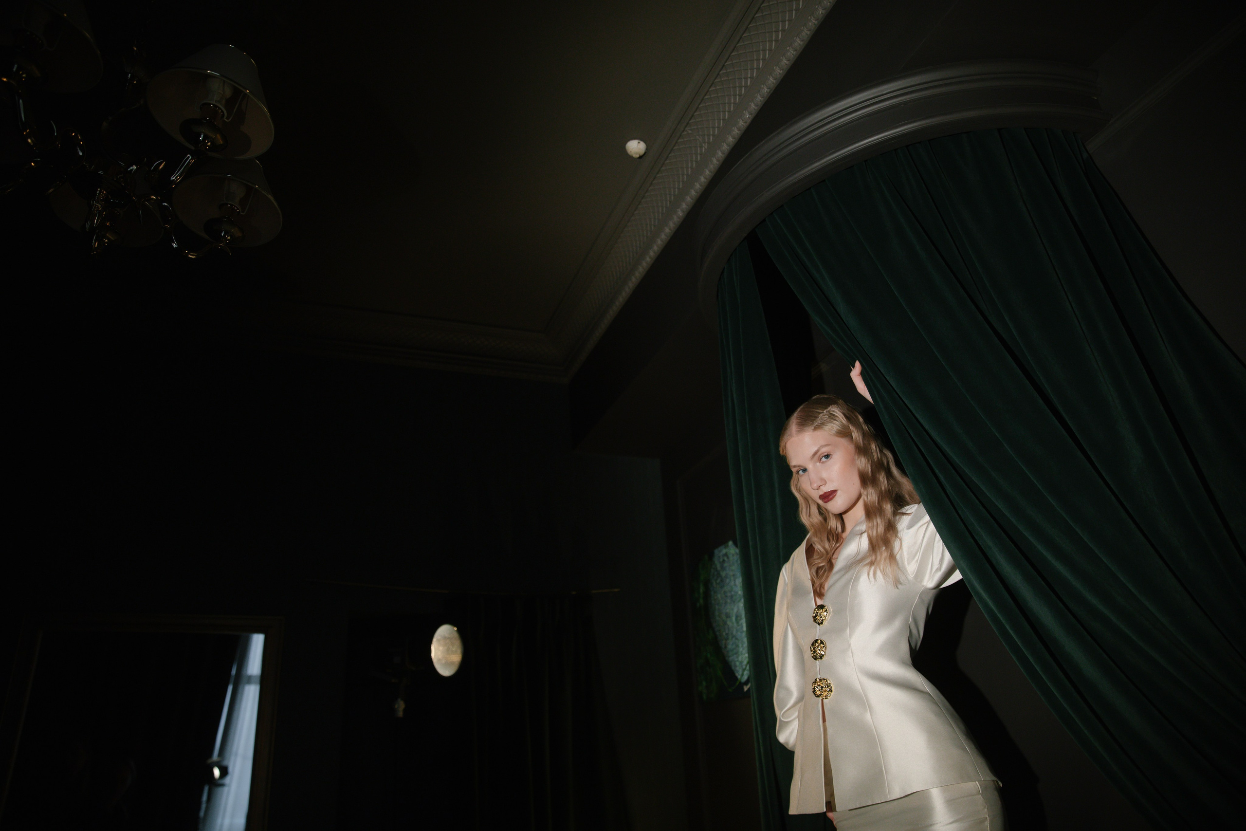 Свадебная фотосессия в студии. Свадебный и семейный фотограф Анастасия Романова в Москве и Московской области