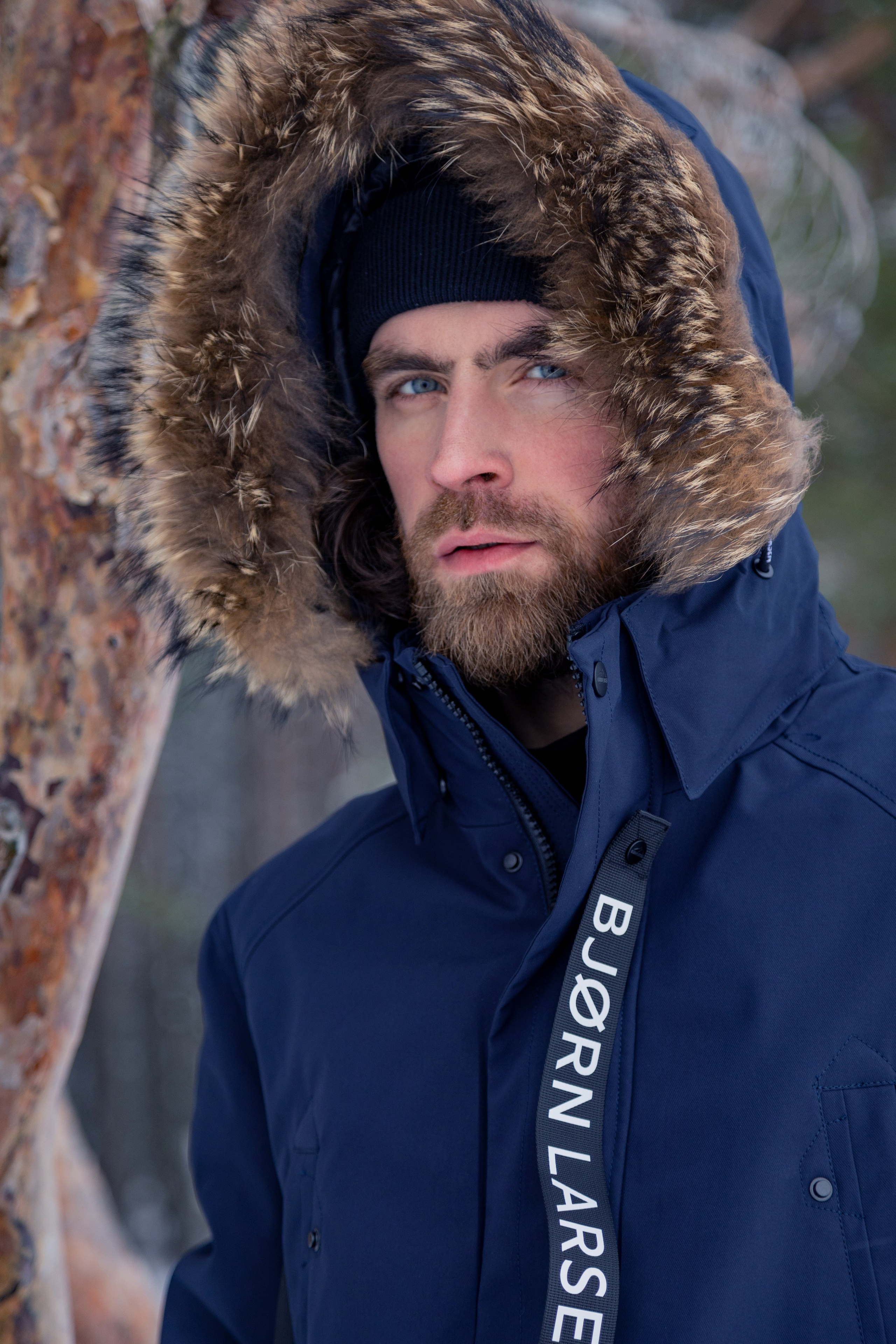 Пуховики на заливе. Креатор Ольга Яш