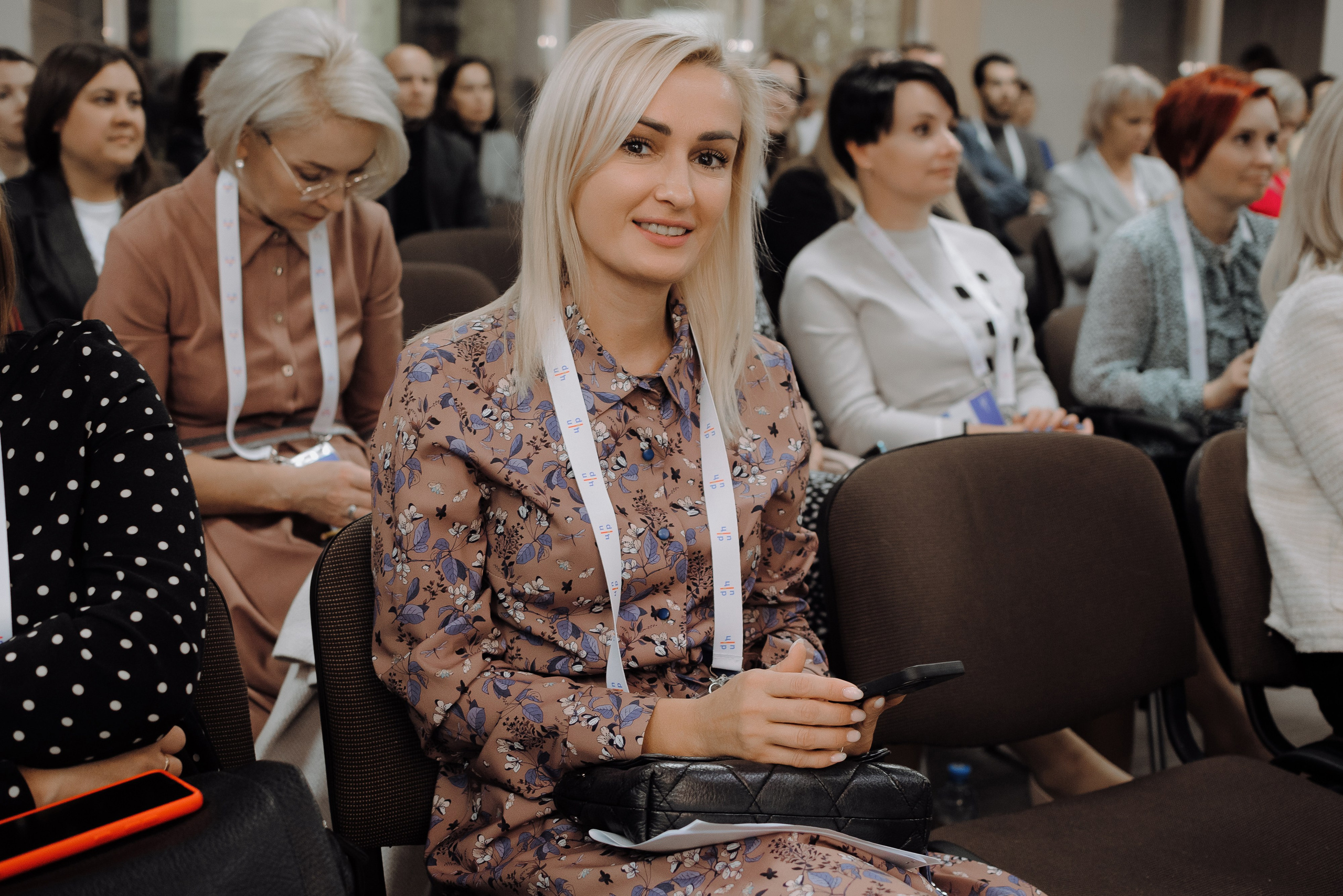 ОБЛАСТНАЯ КОНФЕРЕНЦИЯ «РАЗВИТИЕ ТУРИЗМА В ЧЕЛЯБИНСКОЙ ОБЛАСТИ». Репортажный фотограф Зуев Роман г. Челябинск