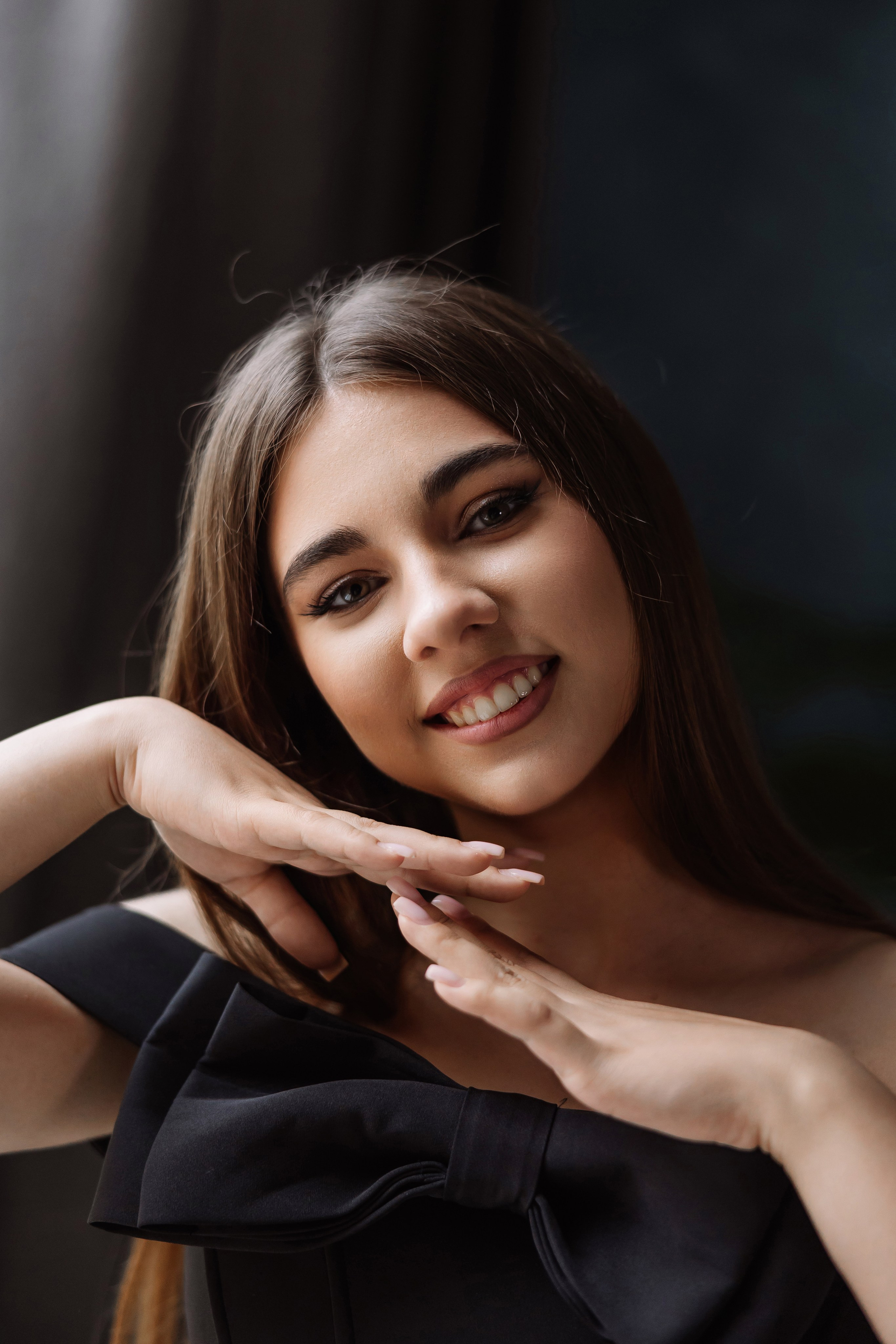 Фотограф Анна Крылова — женский портрет в профессиональной студии 