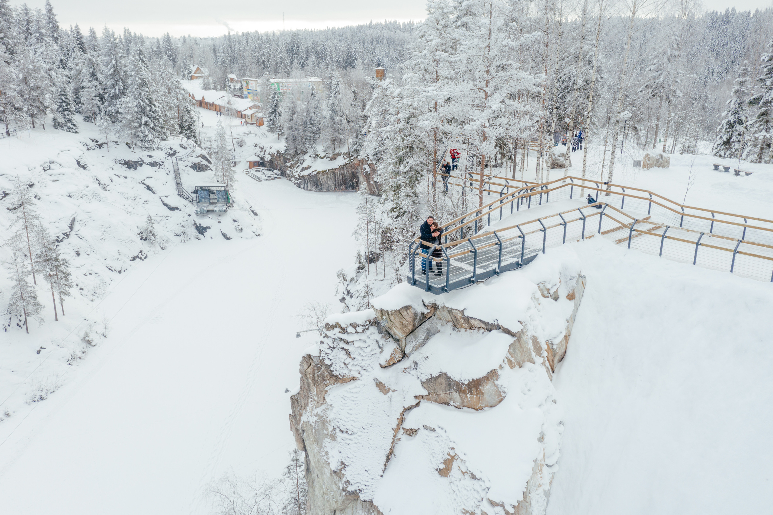 Свидание в горном парке Рускеала. Свадебный фотограф в Санкт-Петербурге Никита Селиверстов