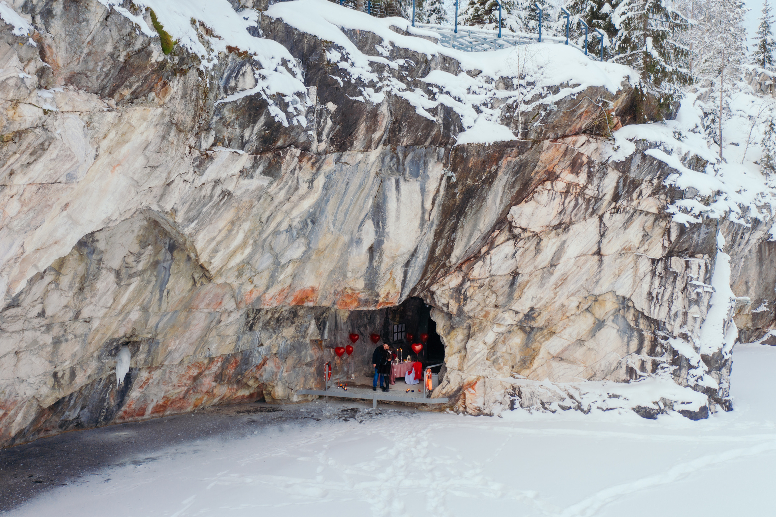 Свидание в горном парке Рускеала. Свадебный фотограф в Санкт-Петербурге Никита Селиверстов