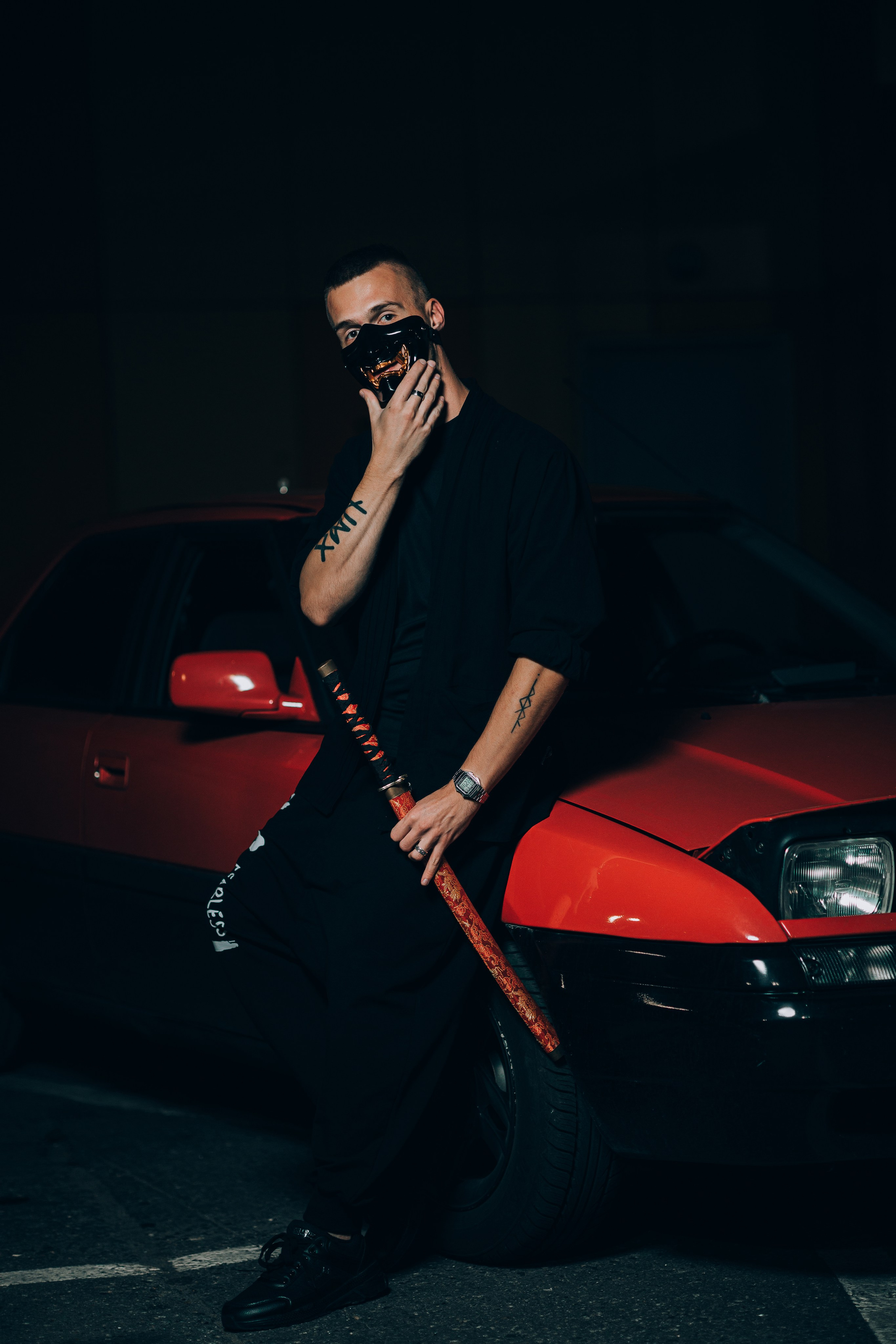 Фотосессия Артёма с его машиной. Выпускные альбомы в Серпухове