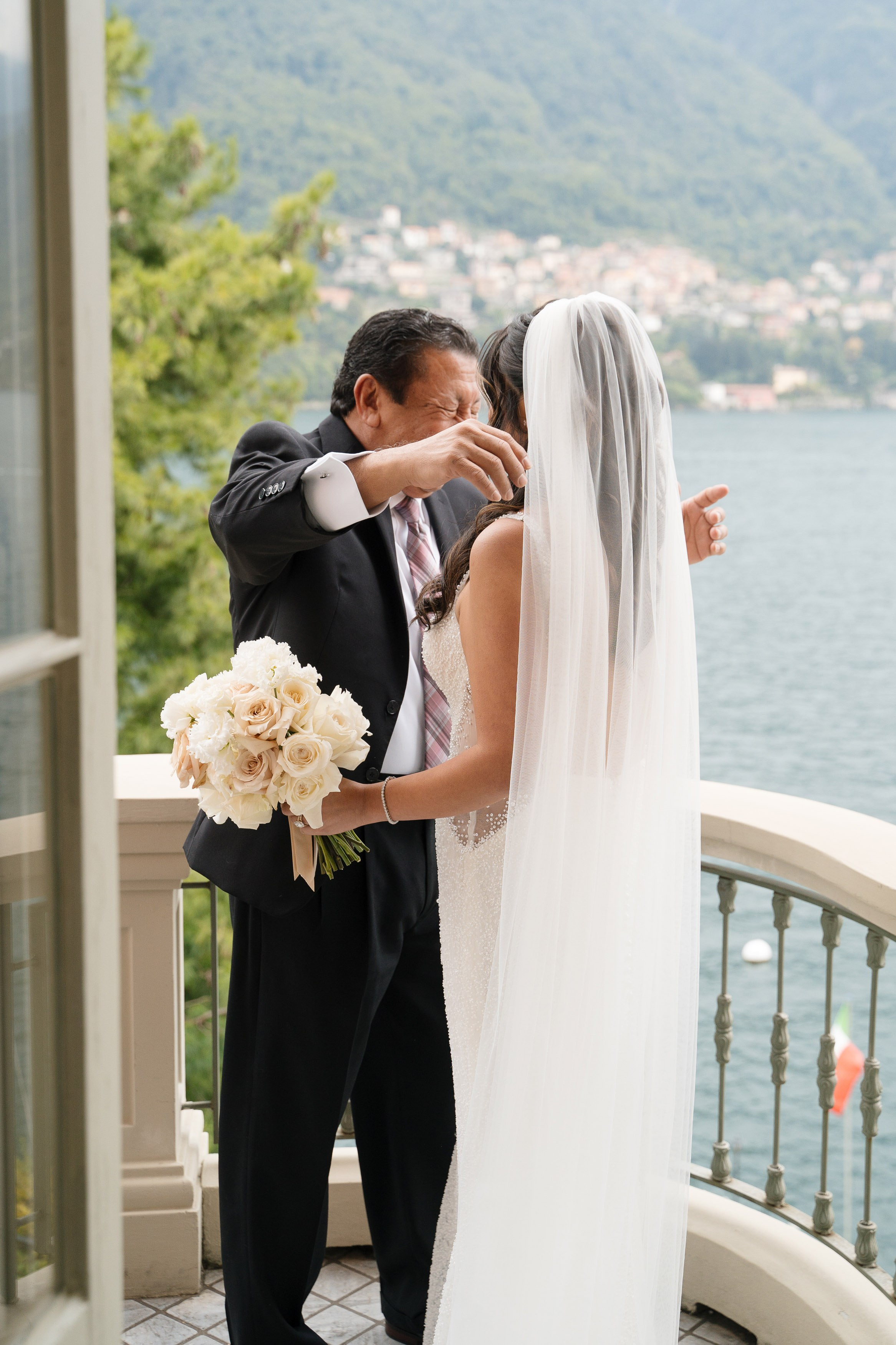 Relais Villa Vittoria Wedding, Lake Como, Italy. Valeria Coconova Photographer Italy Como Milan
