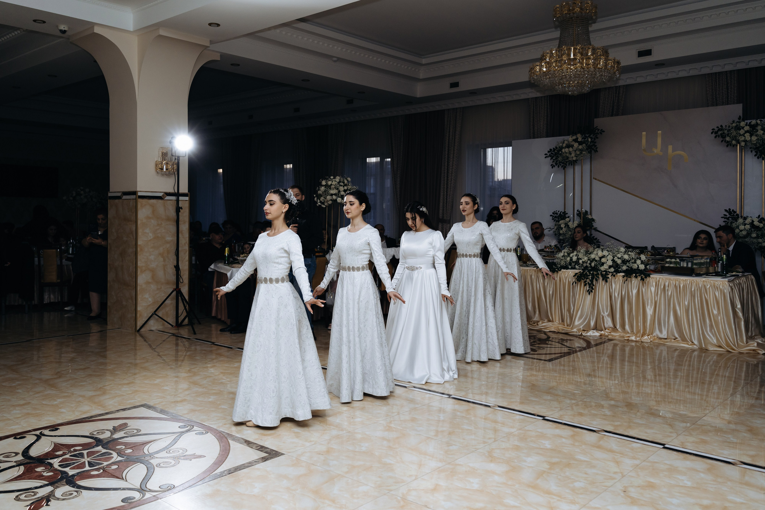 Арман и Ина. Свадебный фотограф Красноярск Вязьминова Мария