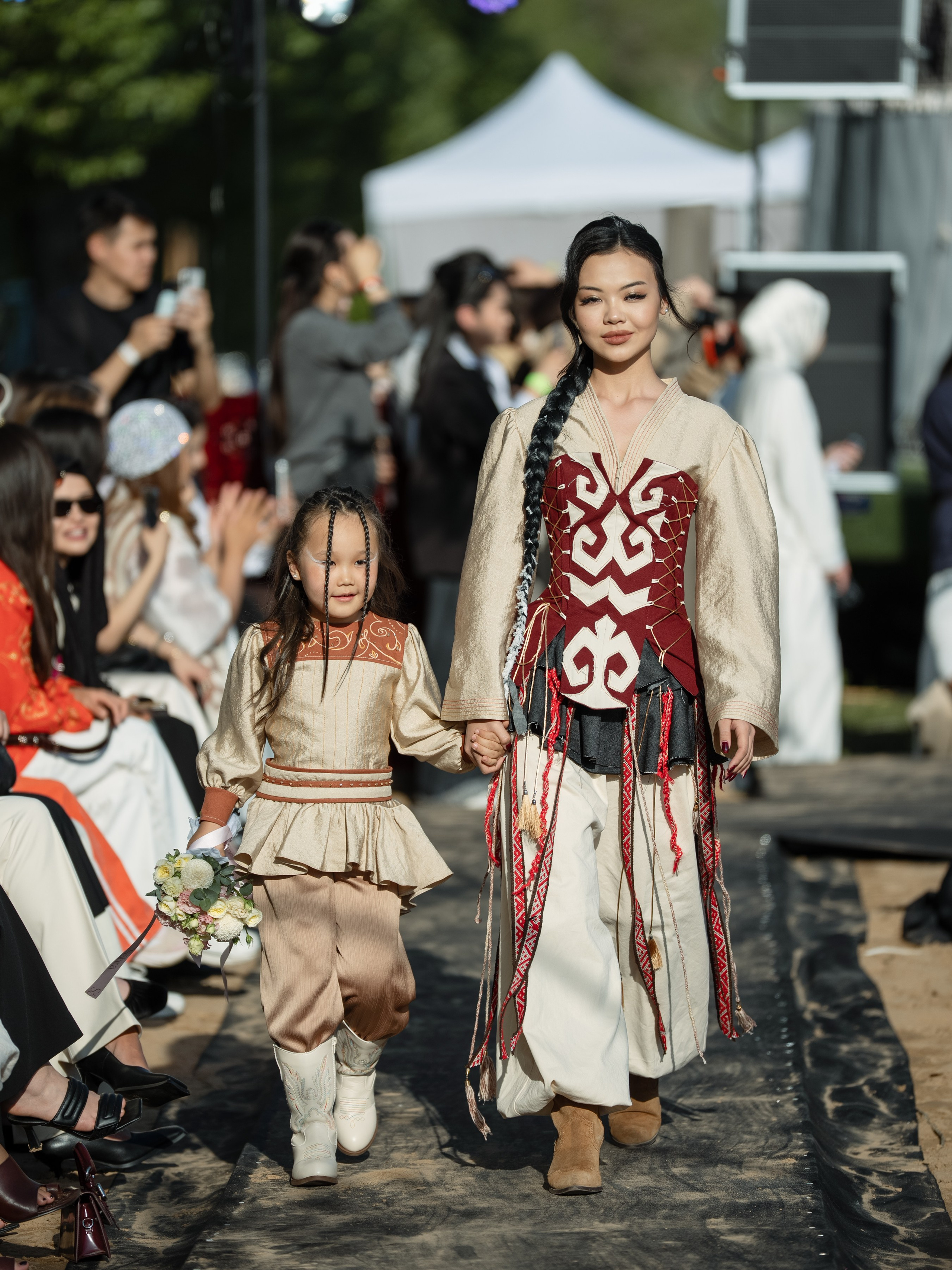 Brand Darideiya. Сайт Алматинского НЮ АРТ, будуар и фэшн фотографа Дениса Карпенко