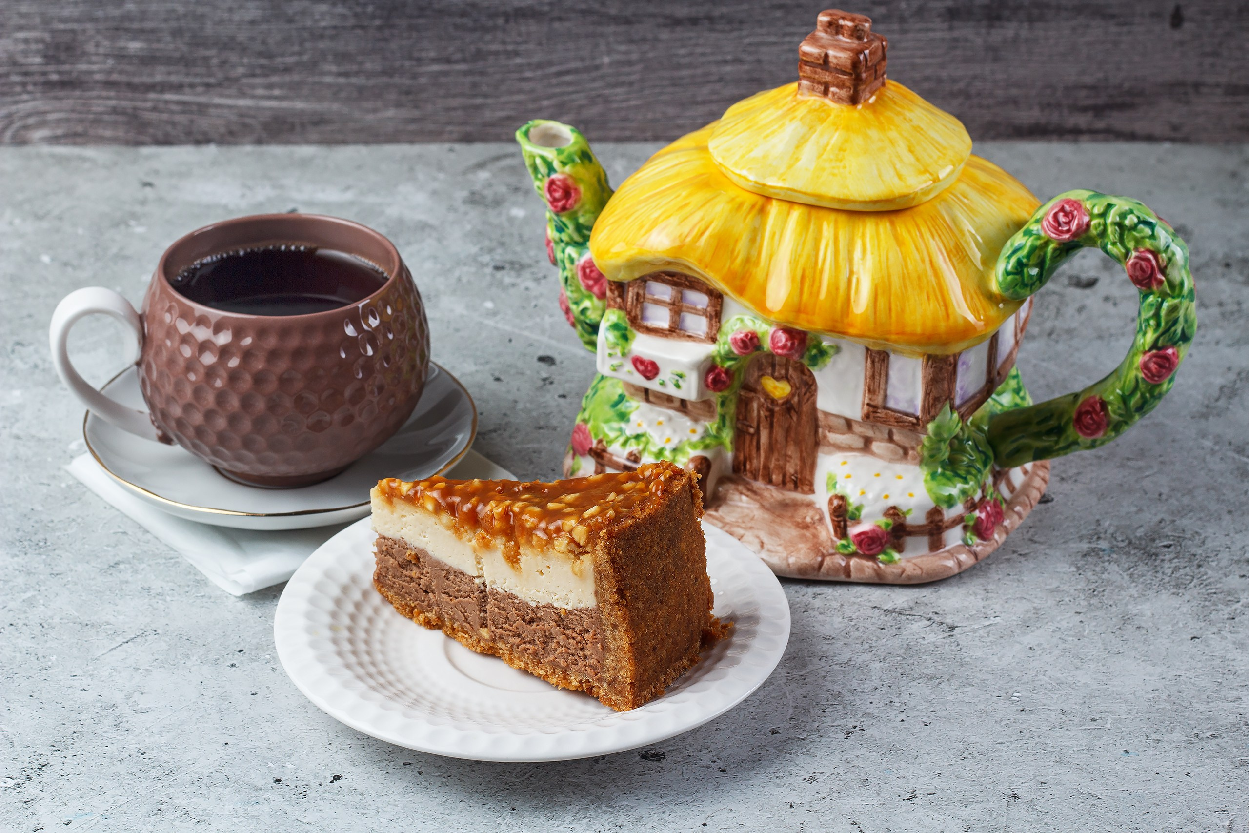 пирожное кофейни-кондитерской Konfi