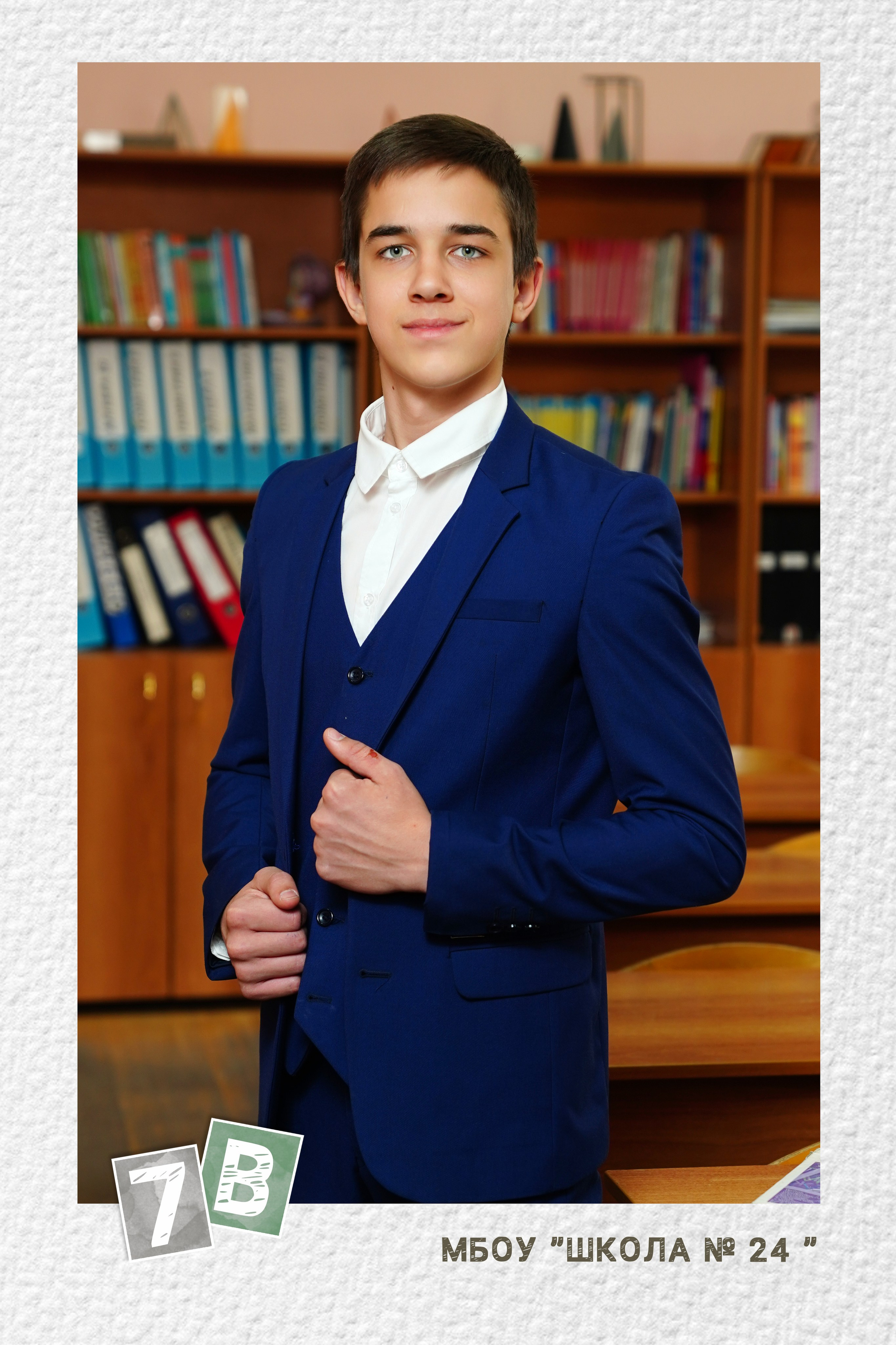 Портреты старшие классы. MEMENTO.Выпускные альбомы, школьные, юбилейные и другие книги. Ростов-на-Дону