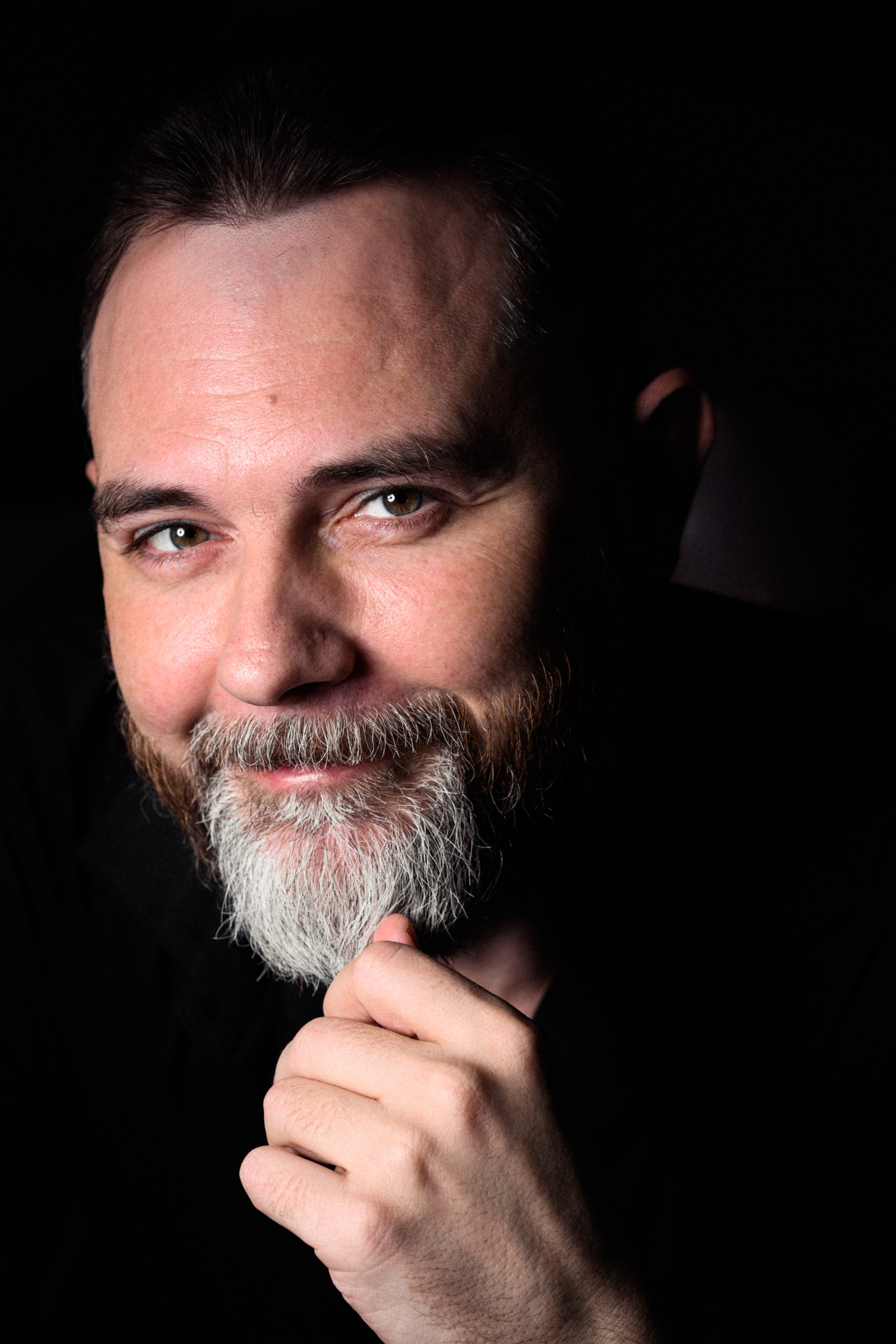 Джентльмен в студии. Фотограф в Ростове-на-Дону Оксана Филатьева