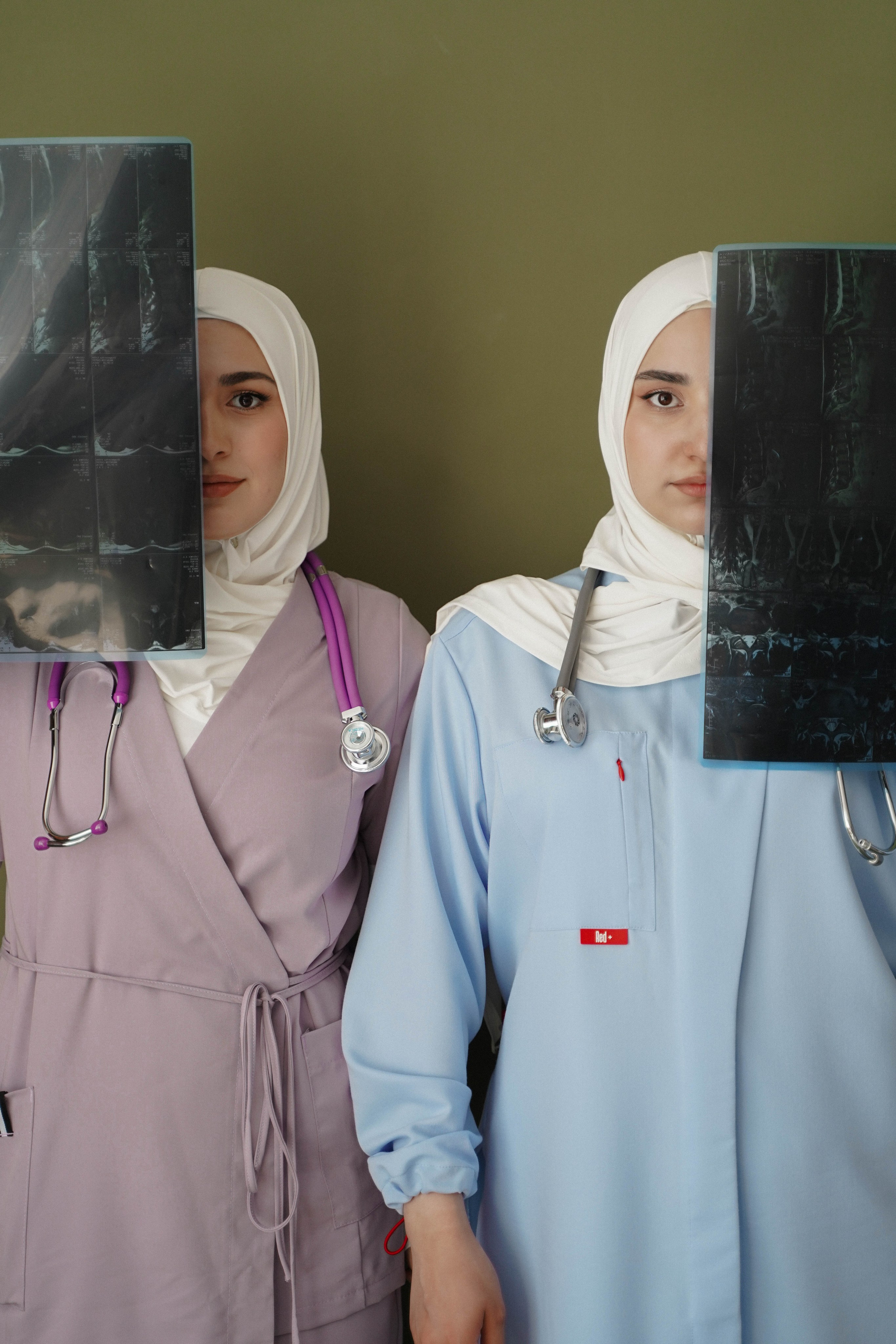 Студенты — выпускники. Фото и видео для вас в Астрахани!