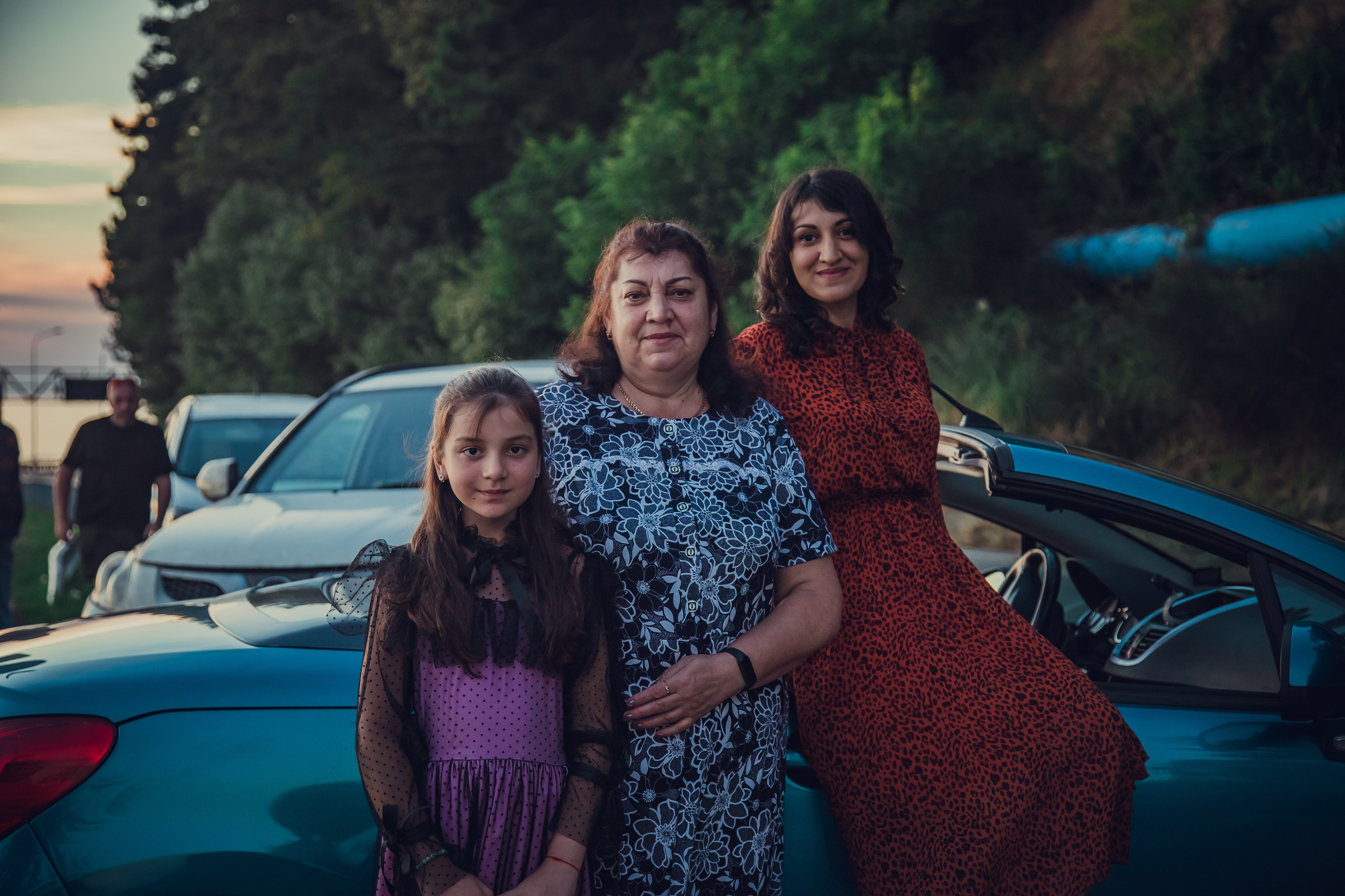 Фаина с девчонками на закате. Фотограф Сочи, Адлер, Красная Поляна — Вероника Радченко