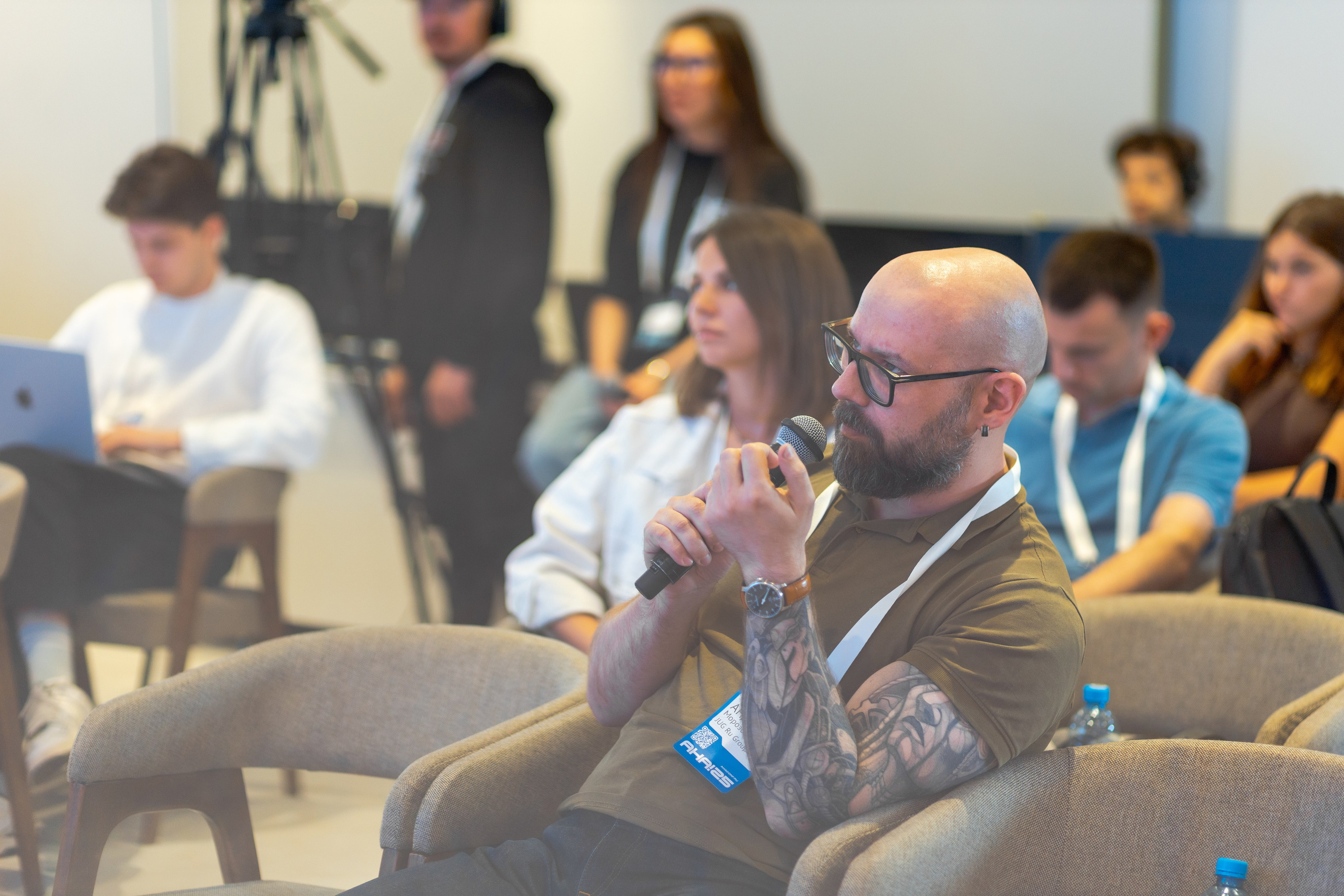 Aha! — 29–30 мая 2025. Фотобанк Матемаркетинг