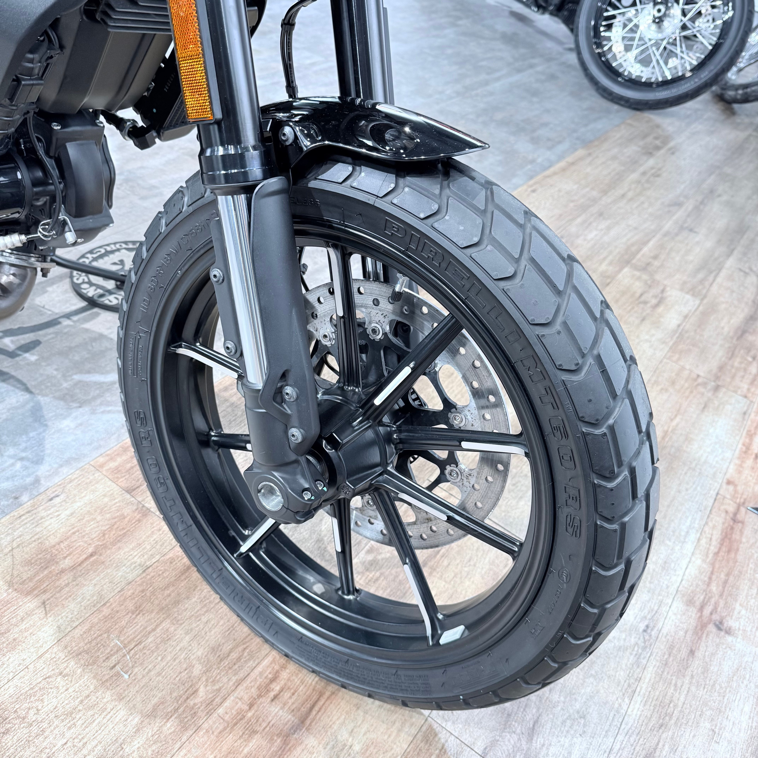 NЕW 2020 DUСАTI Scrambler Shining Blасk Yеllow. Hello Davidson, Москва. Только хорошие мотоциклы…