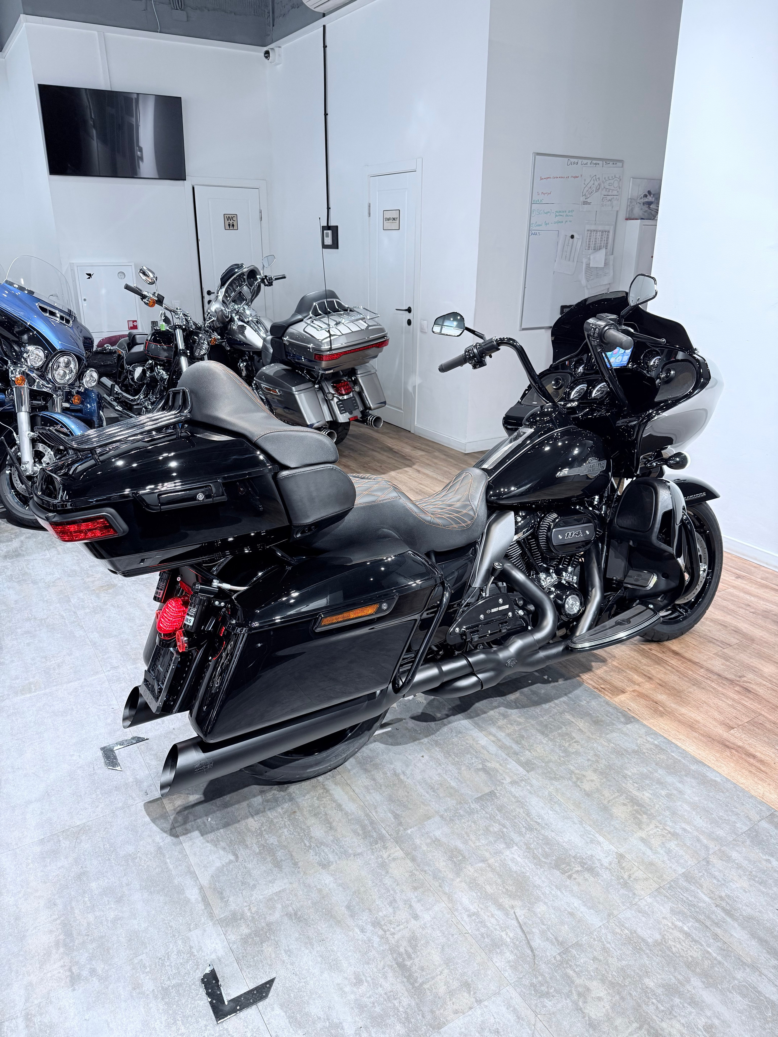 2023 Road Glide Limited. Hello Davidson, Москва. Только хорошие мотоциклы…