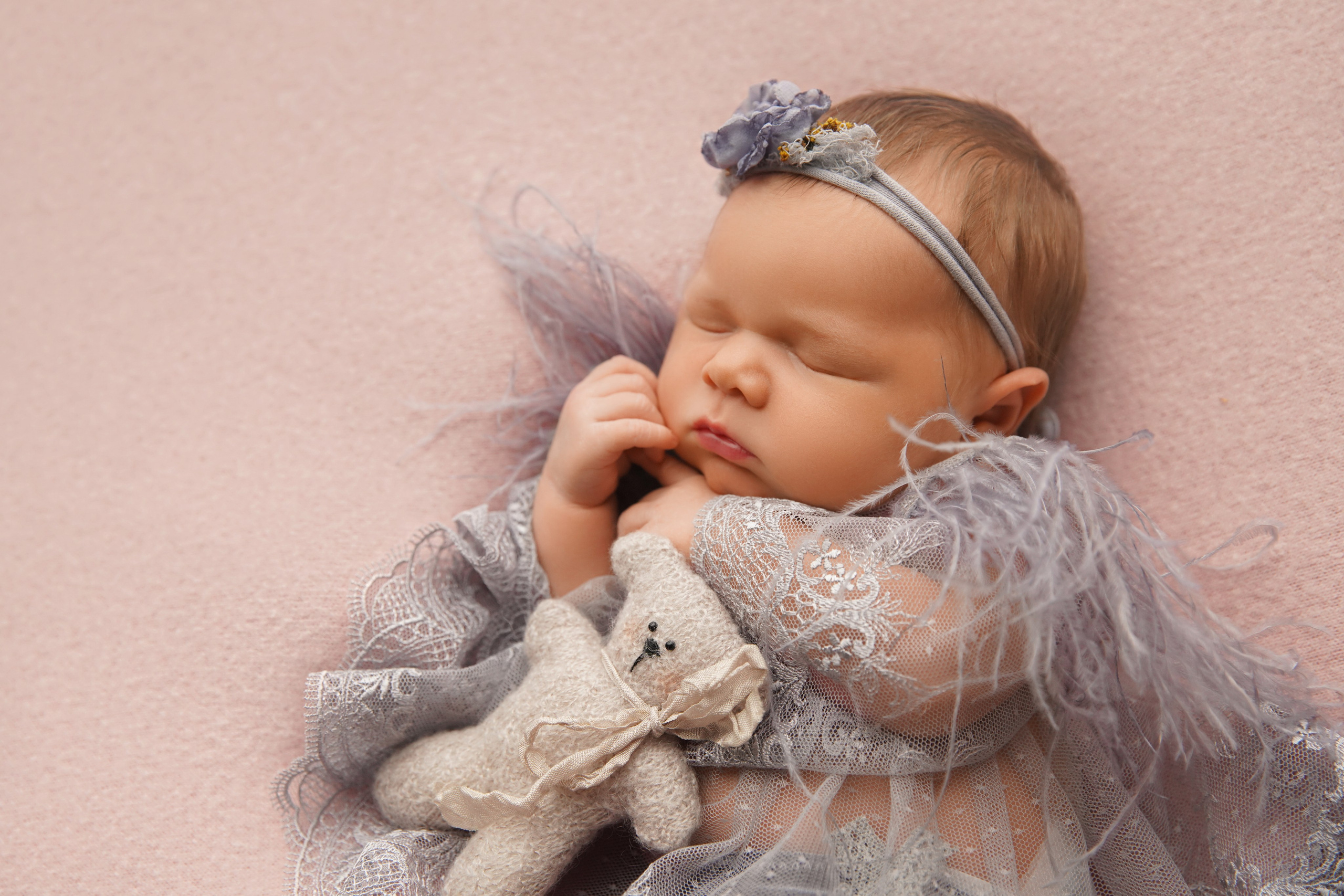 Девочки. Фотограф новорожденных. Семейный и детский фотограф в городе Сургуте