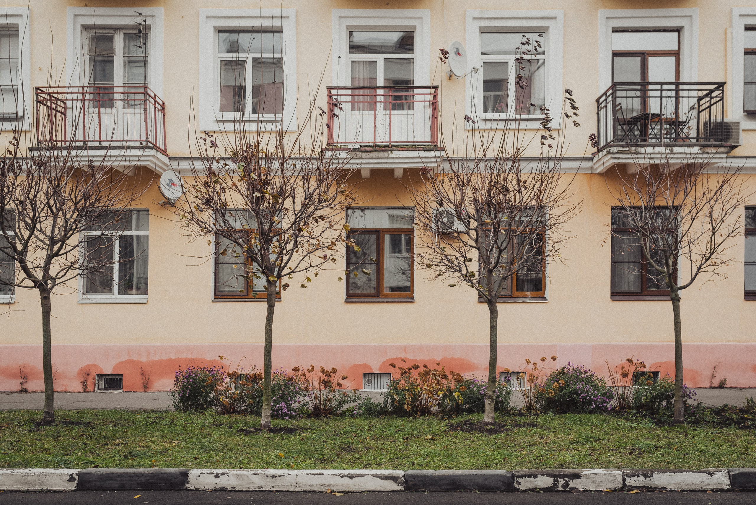 Проект #улицыгорода. Ярославль, улица Волкова. Документальный фотограф Илья Тихановский