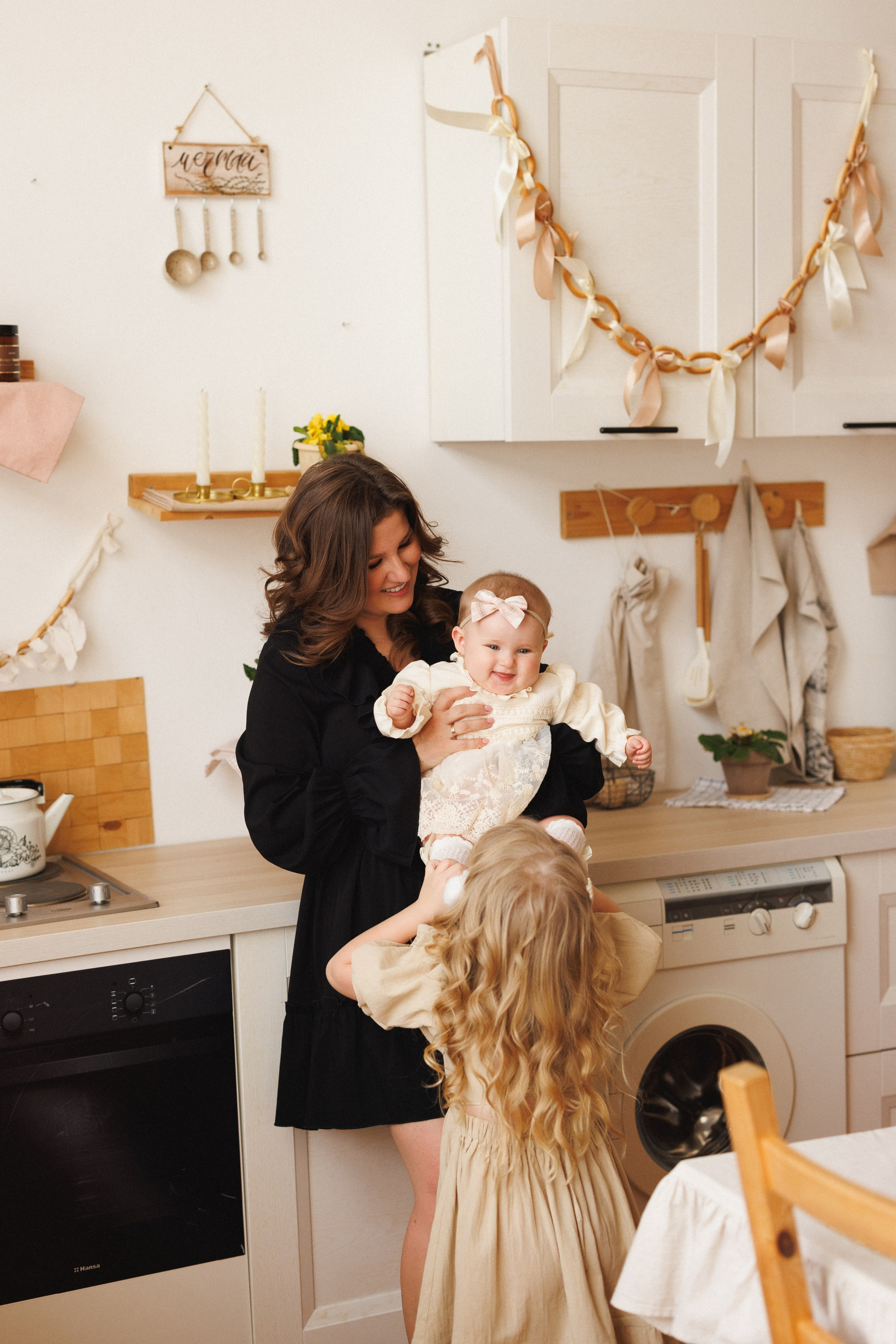 Семейная фотосессия в фотостудии г. Краснодар. Семейный и детский фотограф в Краснодаре Анна Трашкова