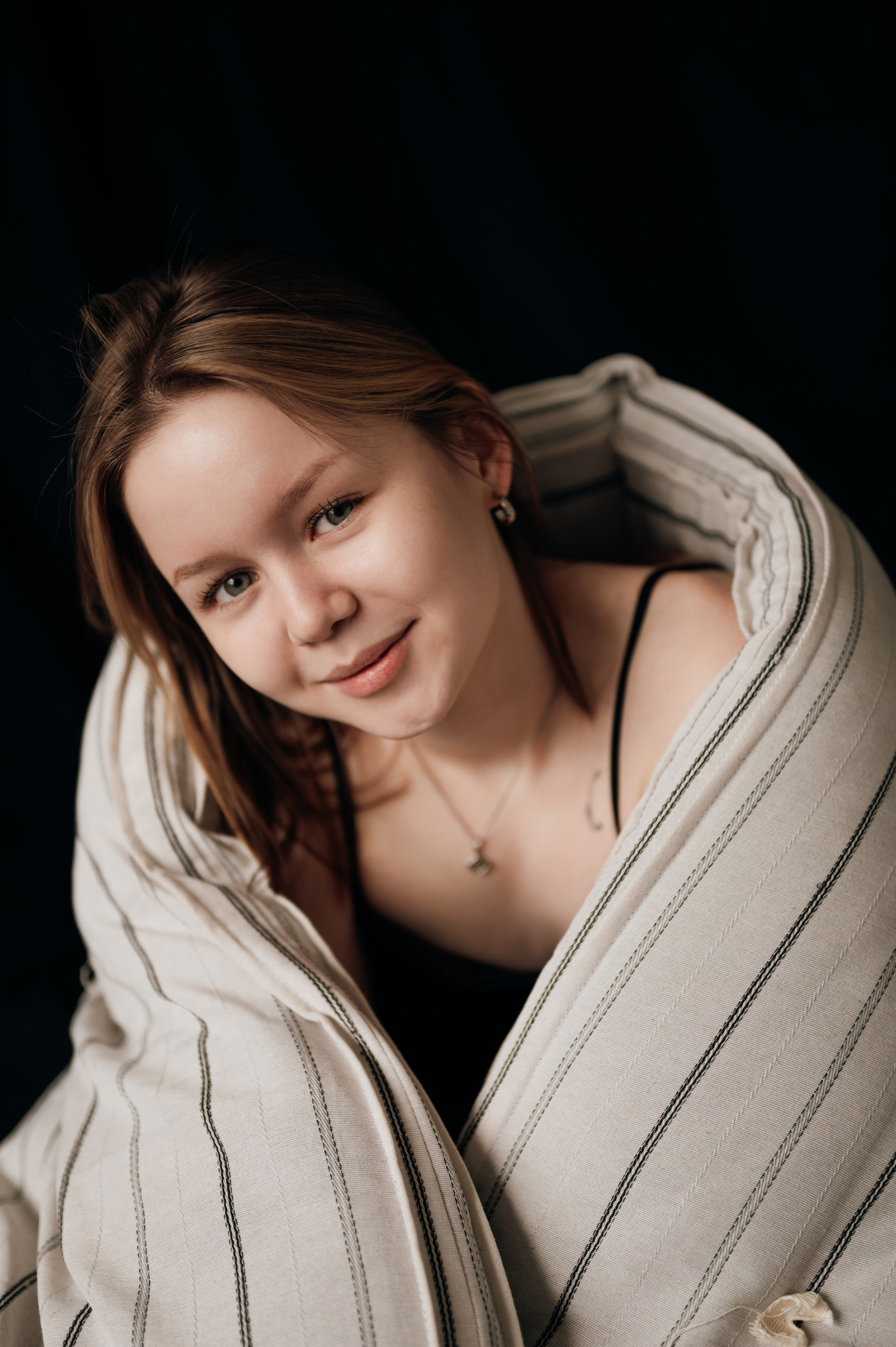 Женский. Фотостудия 220 — первая в Чите фотостудия, предназначенная для работы