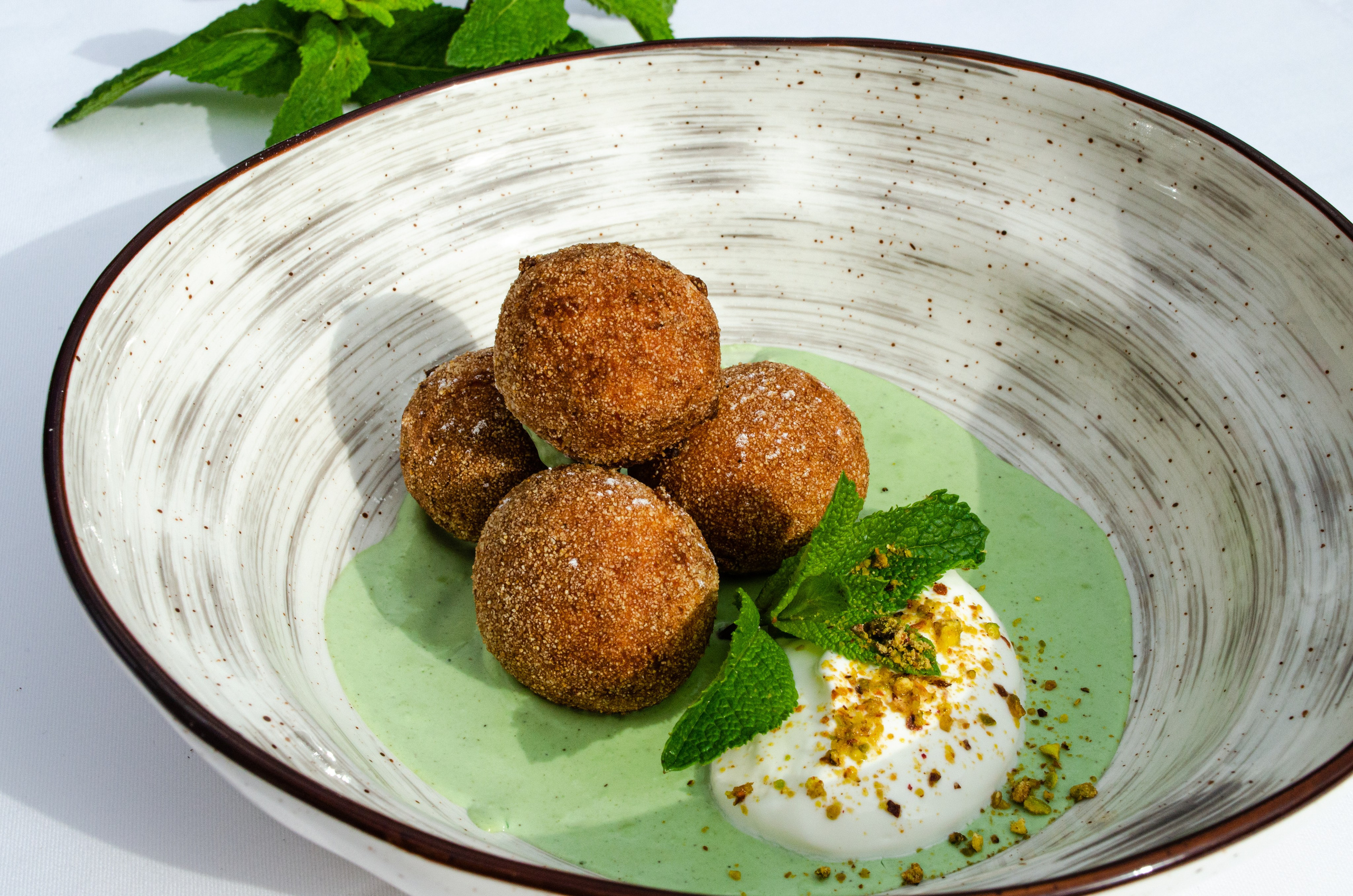 Роза Хутор Modys ресторан. Фотограф