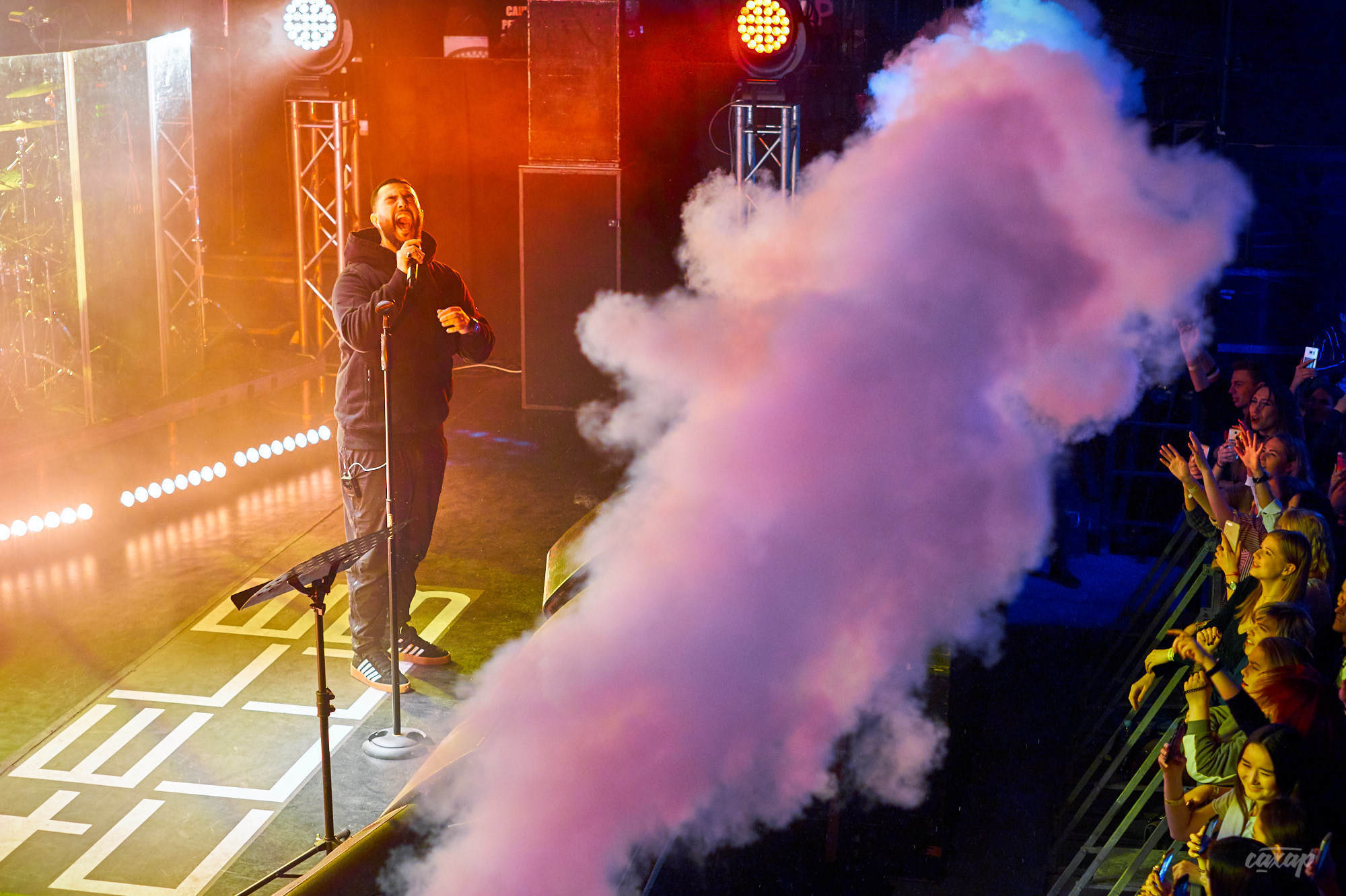 Jah Khalib, фото с концерта. Фотограф в Екатеринбурге Юра Сахар. Профессиональный фотограф в Екатеринбурге Юра Сахар