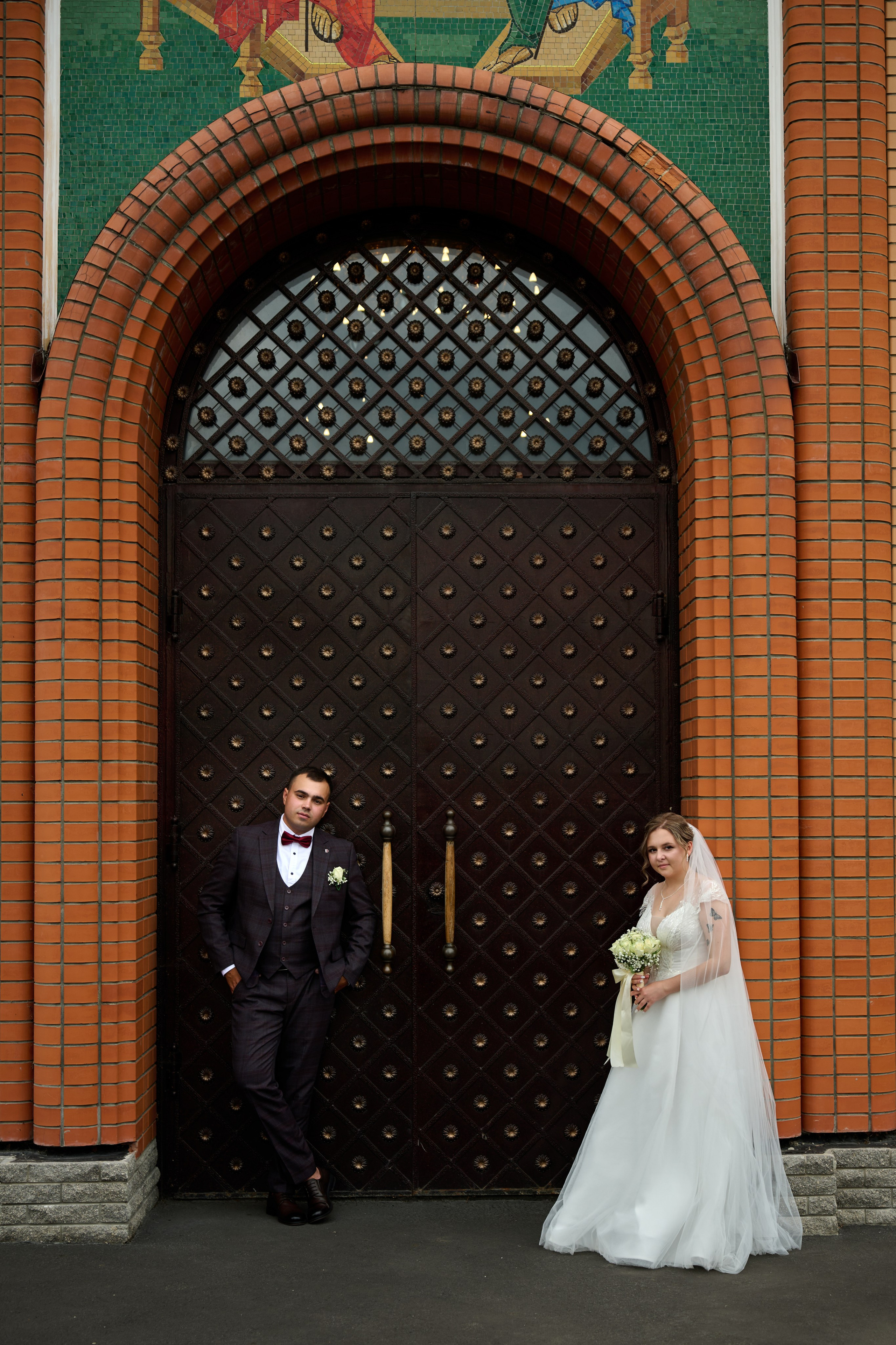 Свадебная фотосессия Ильи и Евгении в Старом Осколе. Профессиональный фотограф Старый Оскол, Губкин — свадьба, венчание, крещение, юбилей и день рождения