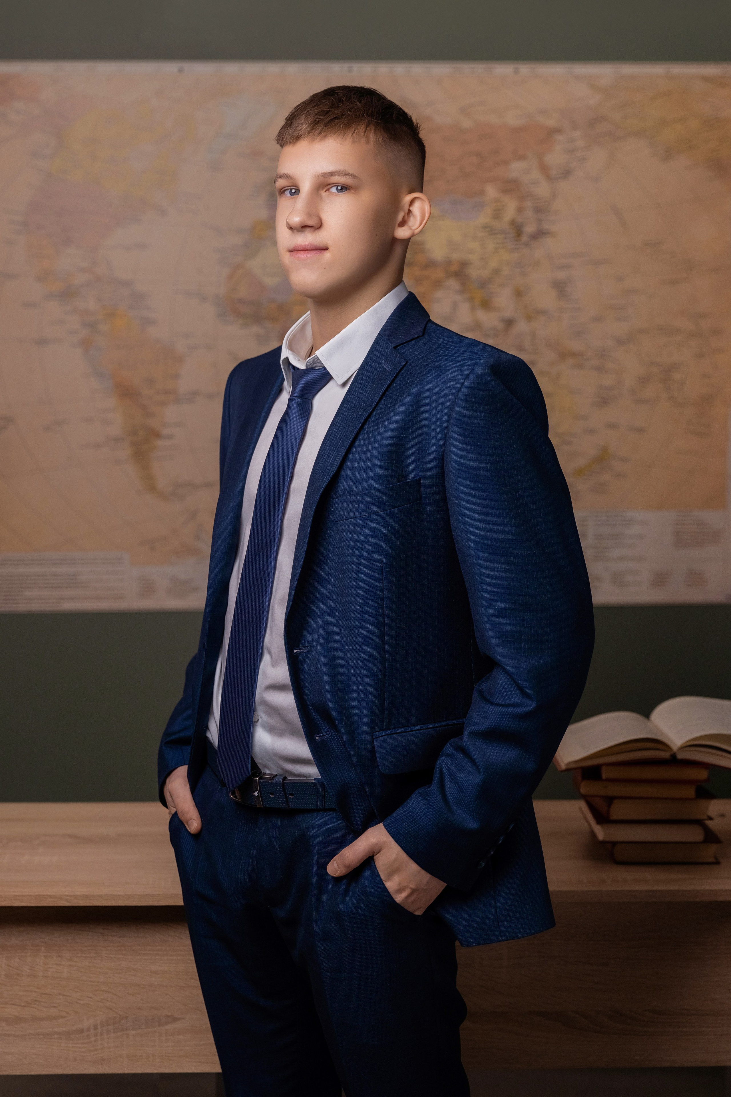 •ПОРТРЕТЫ СТУДИЯ•. Выпускной альбом Сургут ХМАО