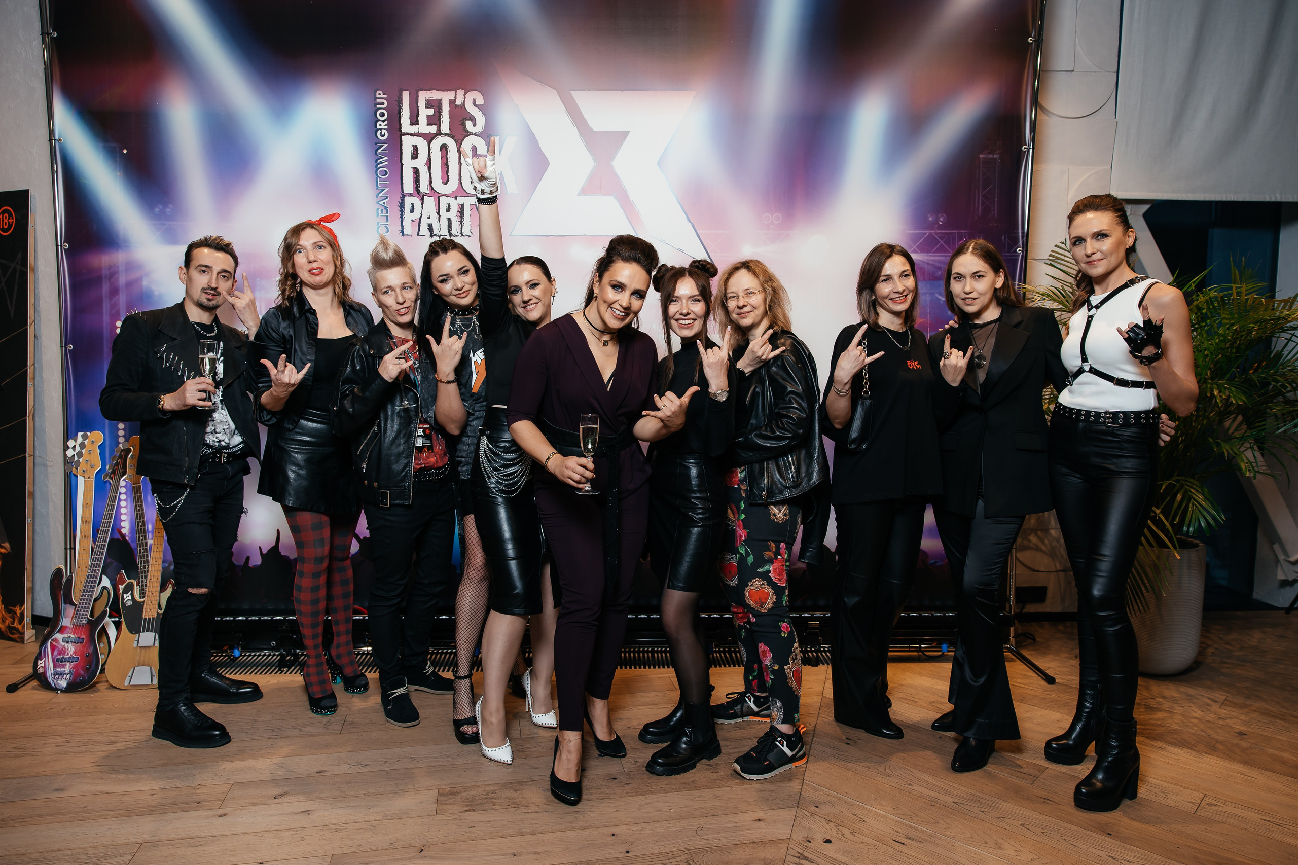 CLEANTOWN 18 лет. Свадебный и семейный фотограф