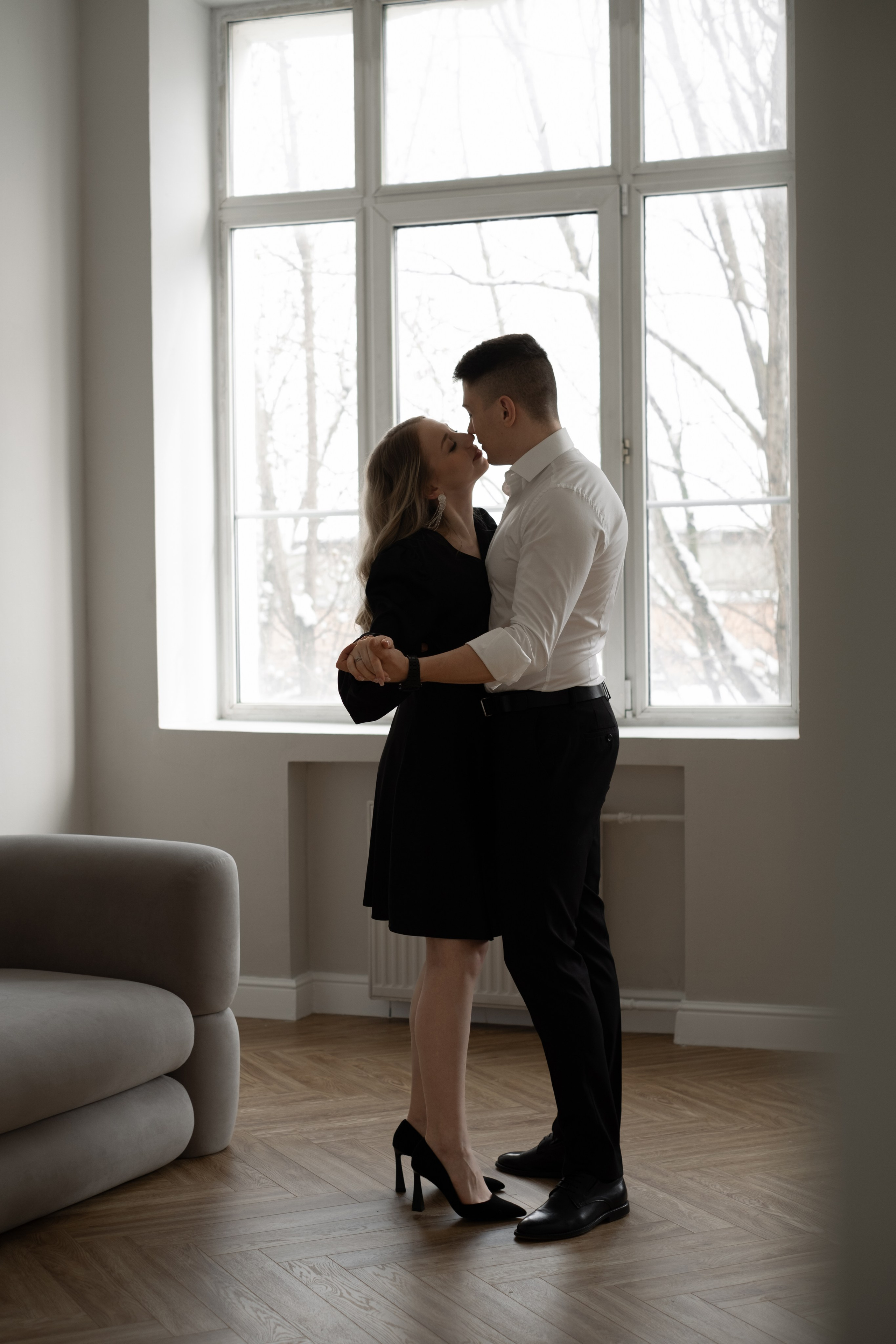 Алина и Денис. Фотограф в Москве. Женский и мужской портрет, лавстори (love story)