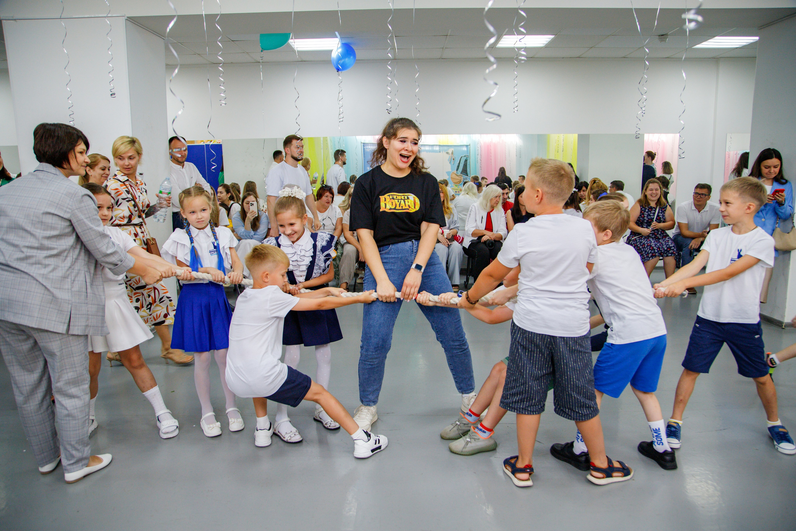 Репортажная съемка праздника знаний в школе. Семейный и школьный фотограф в Москве Анна Ткач