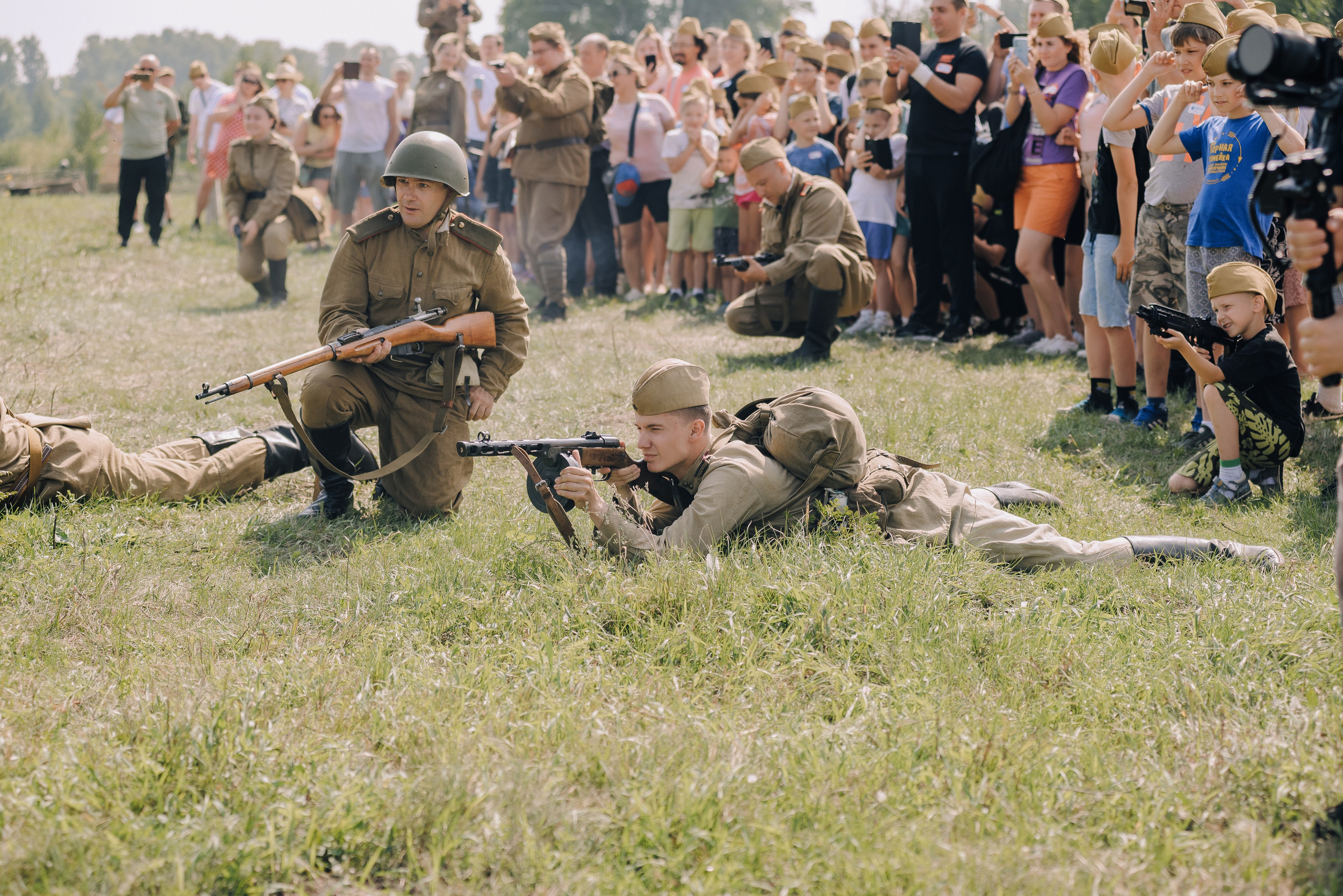 НАЗАД В БУДУЩЕЕ. РОССЕТИ. Репортажный фотограф Зуев Роман г. Челябинск