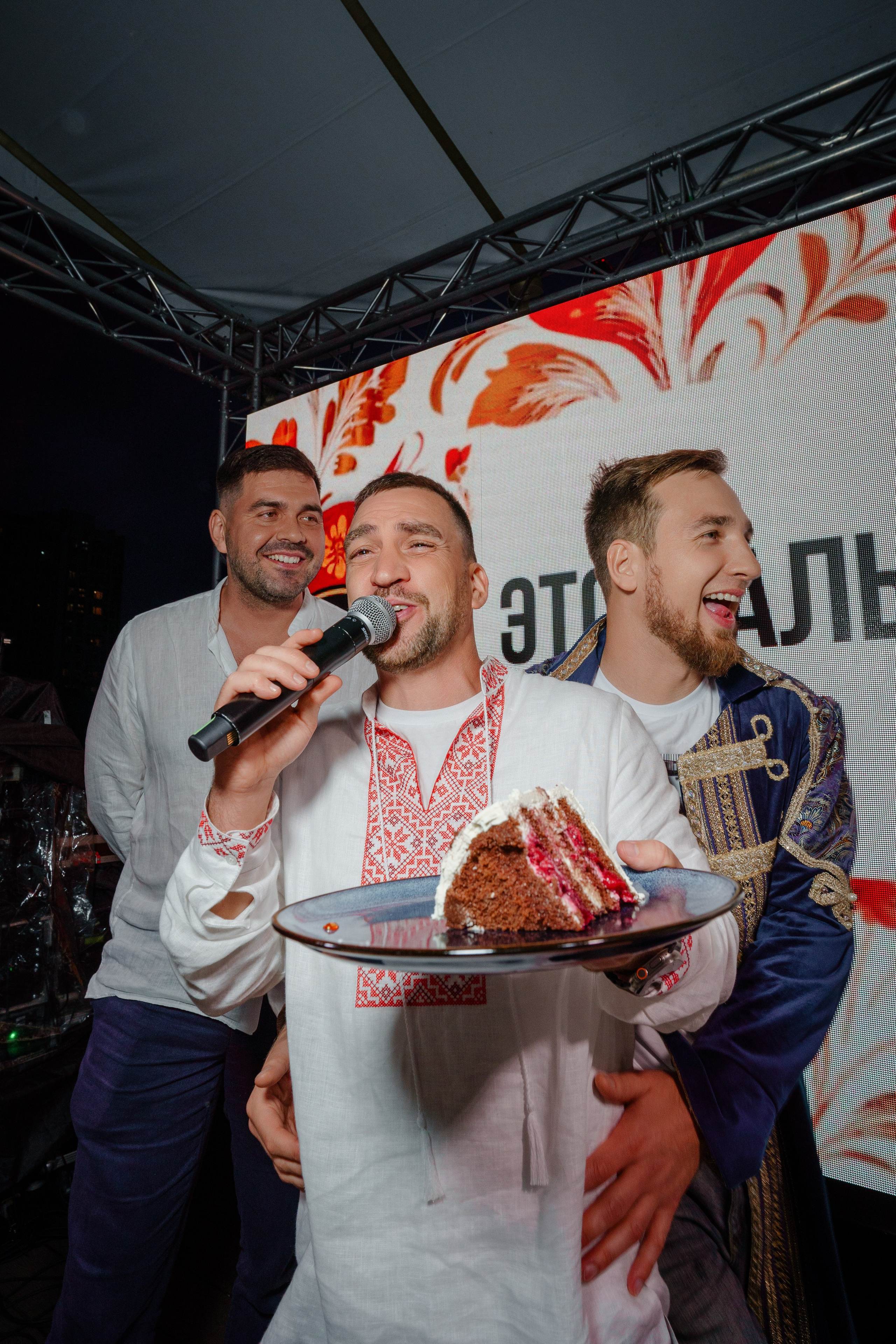 Гендер пати в славянском стиле. Репортажный фотограф в Москве Саша Дружинина