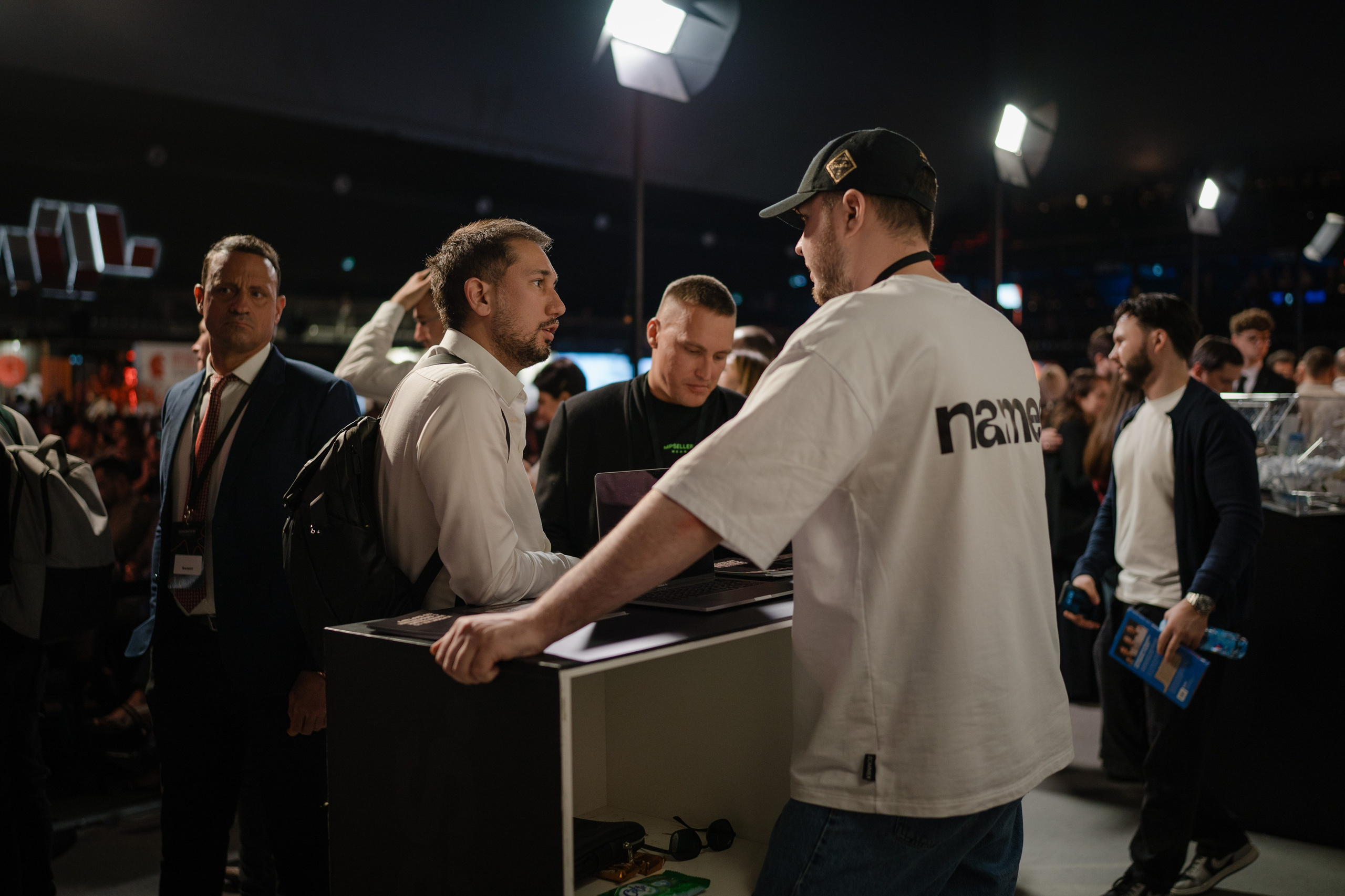 Конференция ОСНОВАТЕЛИ ЛАЙФ в MTS LIVE HALL. Репортажный фотограф в Москве Саша Дружинина