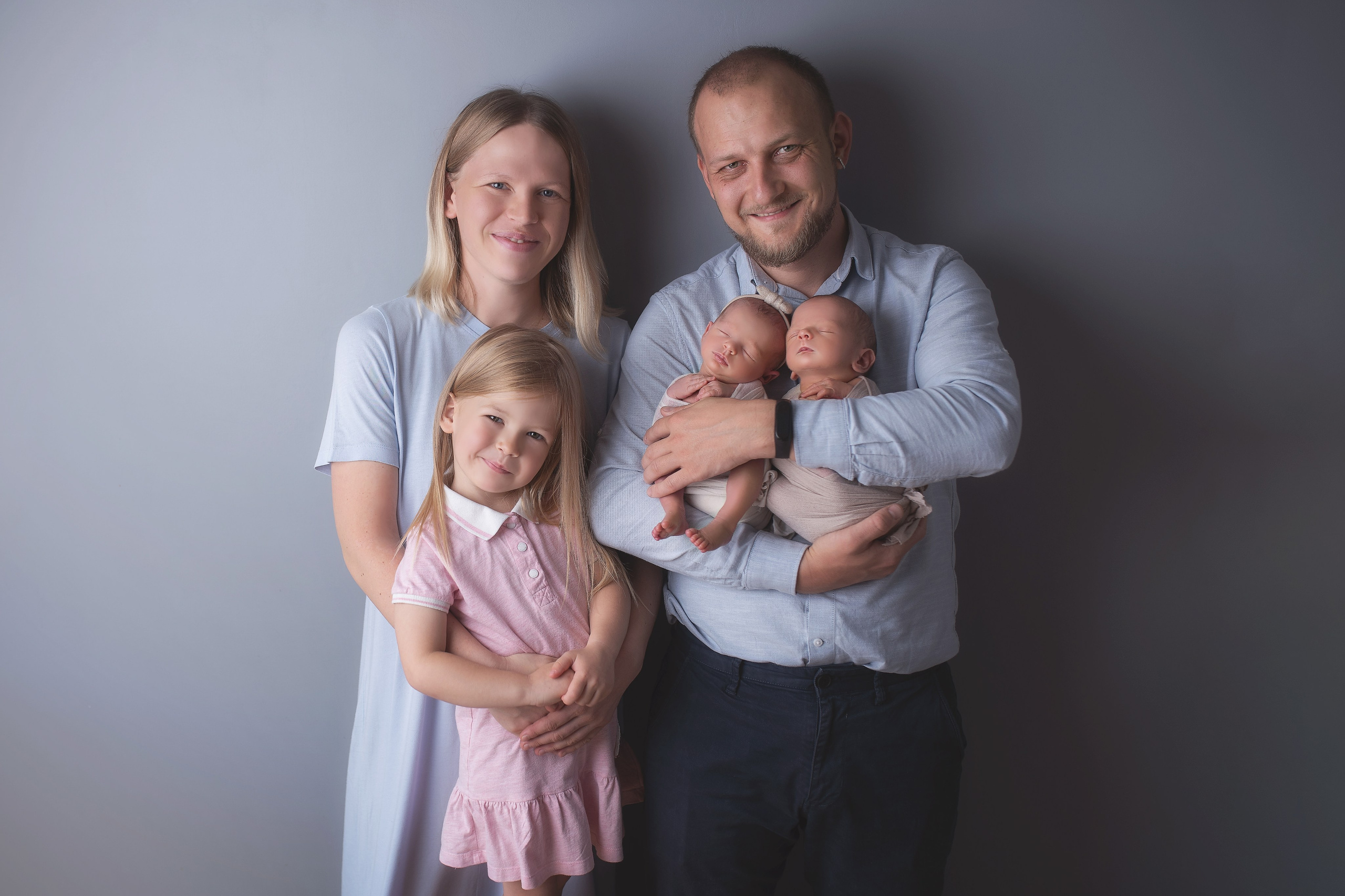 Двойня. Кобякова Мария. Фотограф новорождённых и детей до года город ИРКУТСК