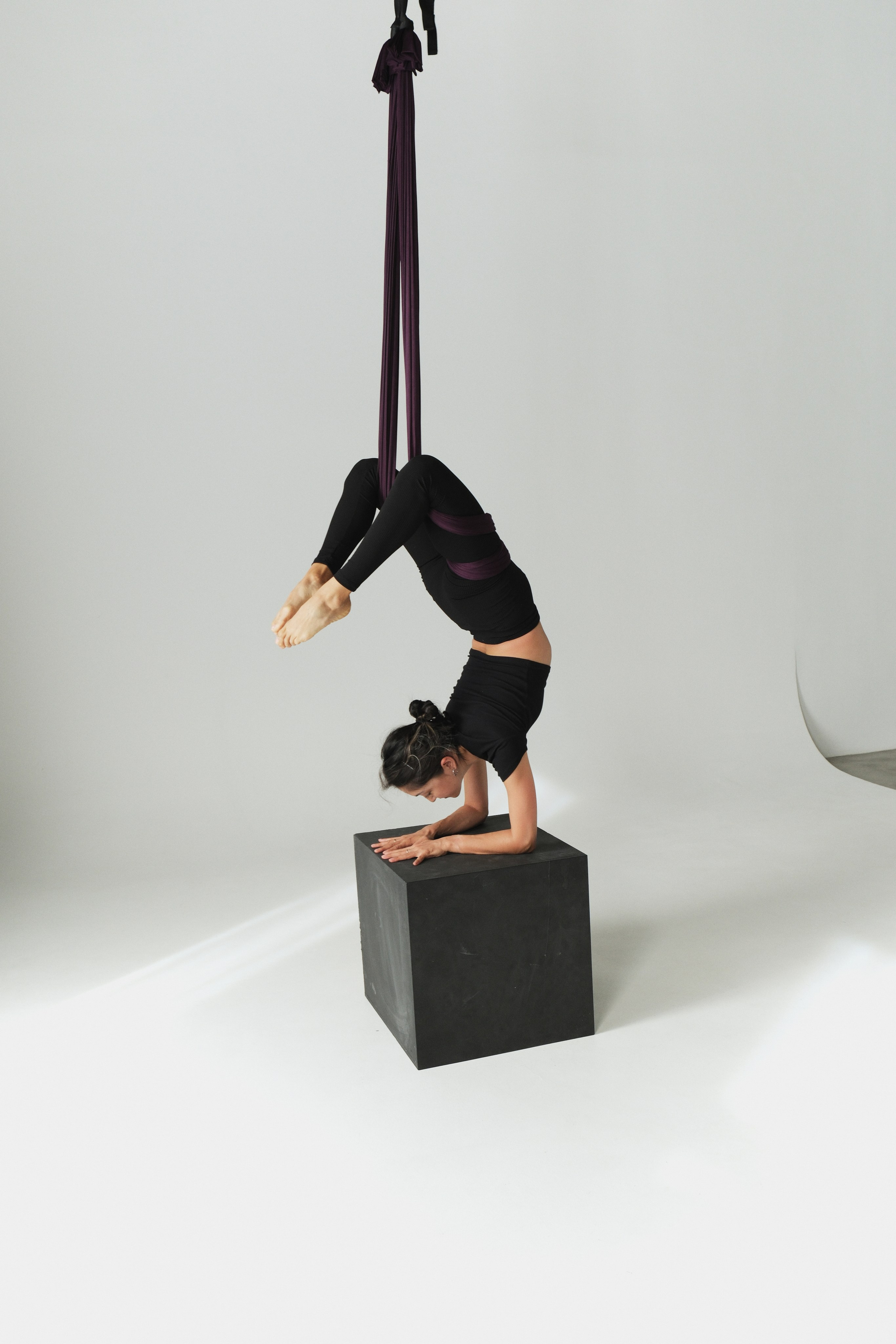 Флай йога, aerial yoga, аэро йога, связка в гамаке, позы в гамаке, aerial yoga exercise, fly yoga practice, fly yoga low, низкий гамак. Преподаю и провожу обучение по флай йоге