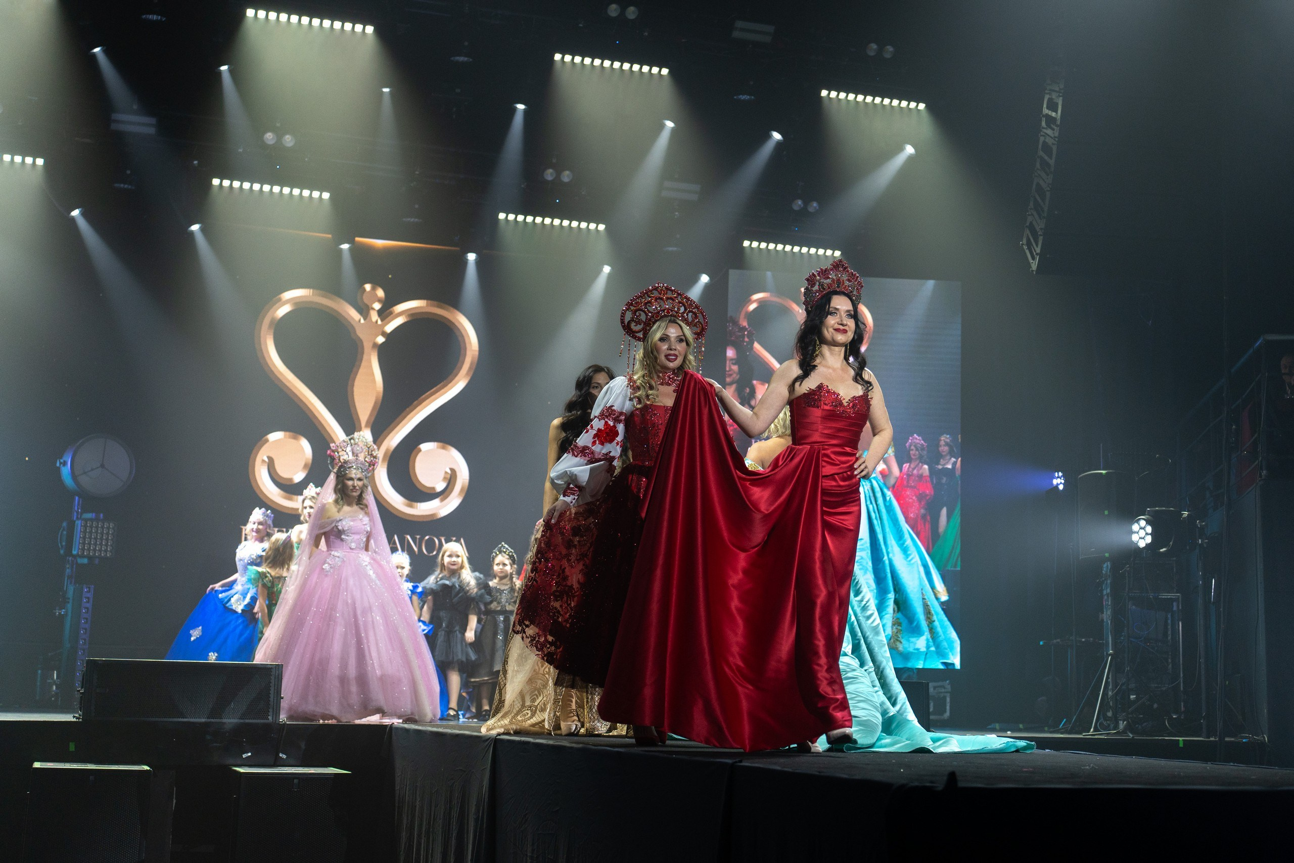 WORLD FASHION GALA 2025. Репортажная съёмка в Санкт-Петербурге, Константин Петров