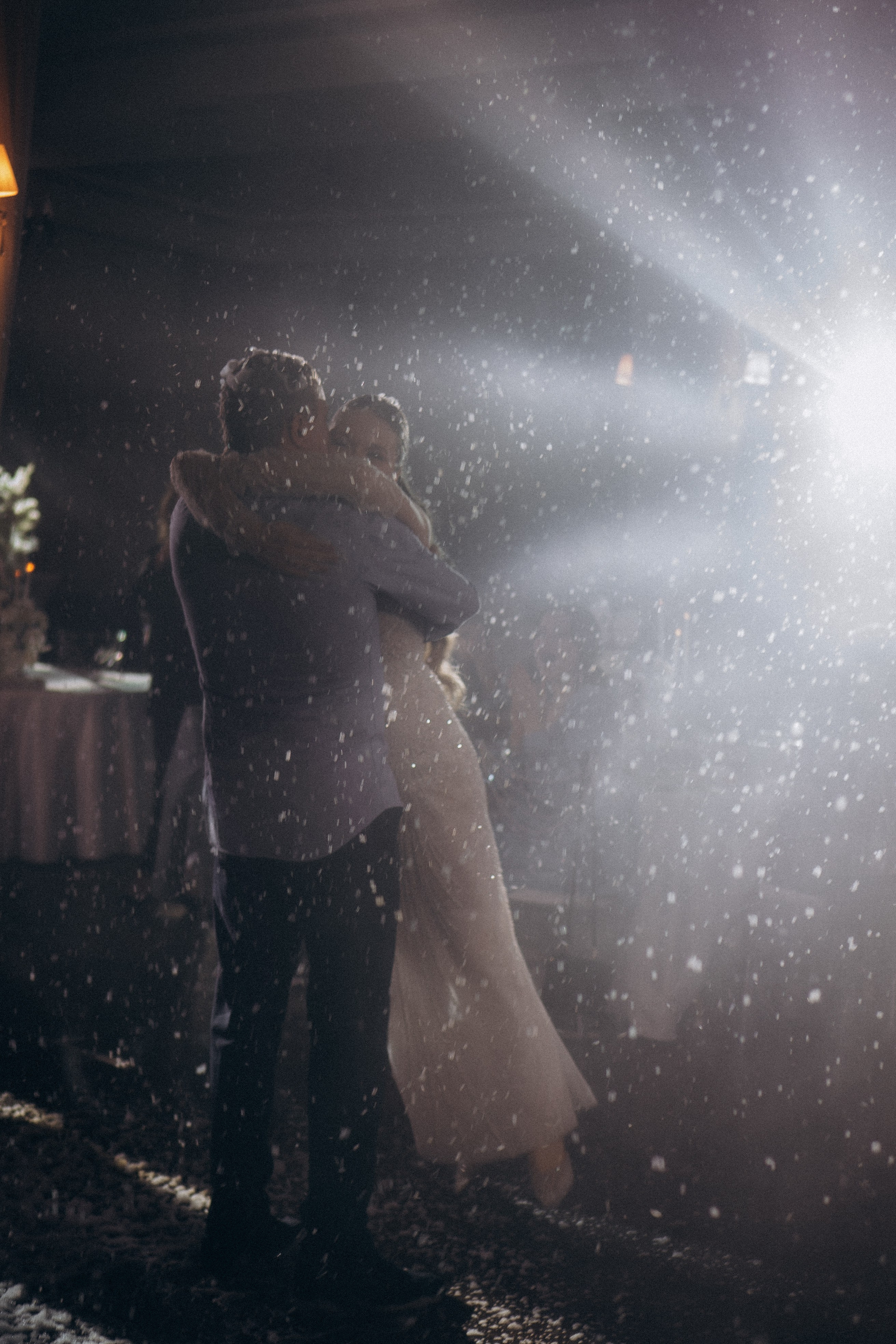 СВАДЕБНАЯ СЬЕМКА СБОРОВ В ОТЕЛЕ И ВЫЕЗД НА ЦЕРЕМОНИЮ (СНЯТО В СИБИРЕ В НИЖНЕВАРТОВСКЕ). Профессиональный фотограф, Санкт-Петербург — Виктория Богомолова