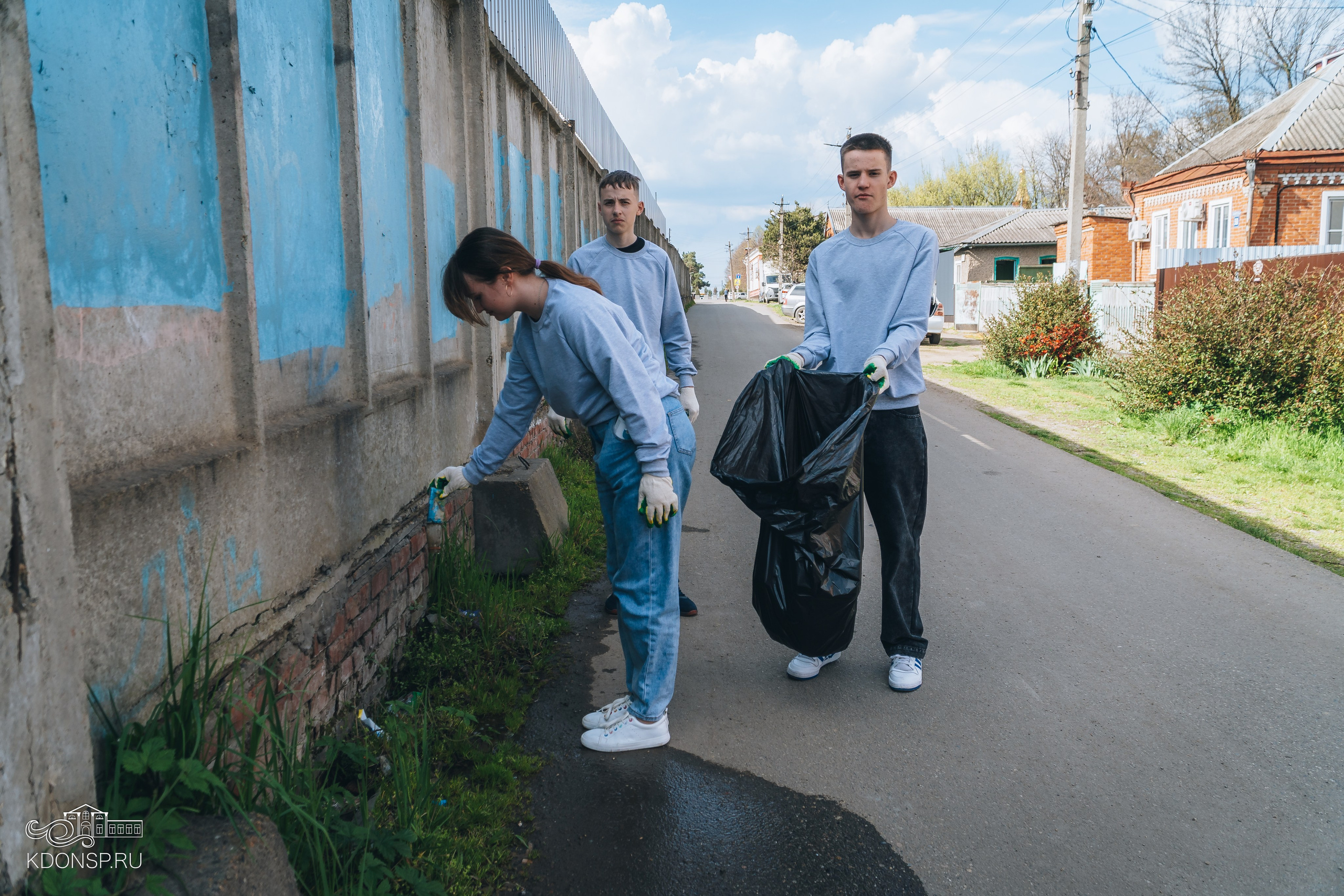 Экологическая акция «Час земли». Новотитаровский Дом культуры